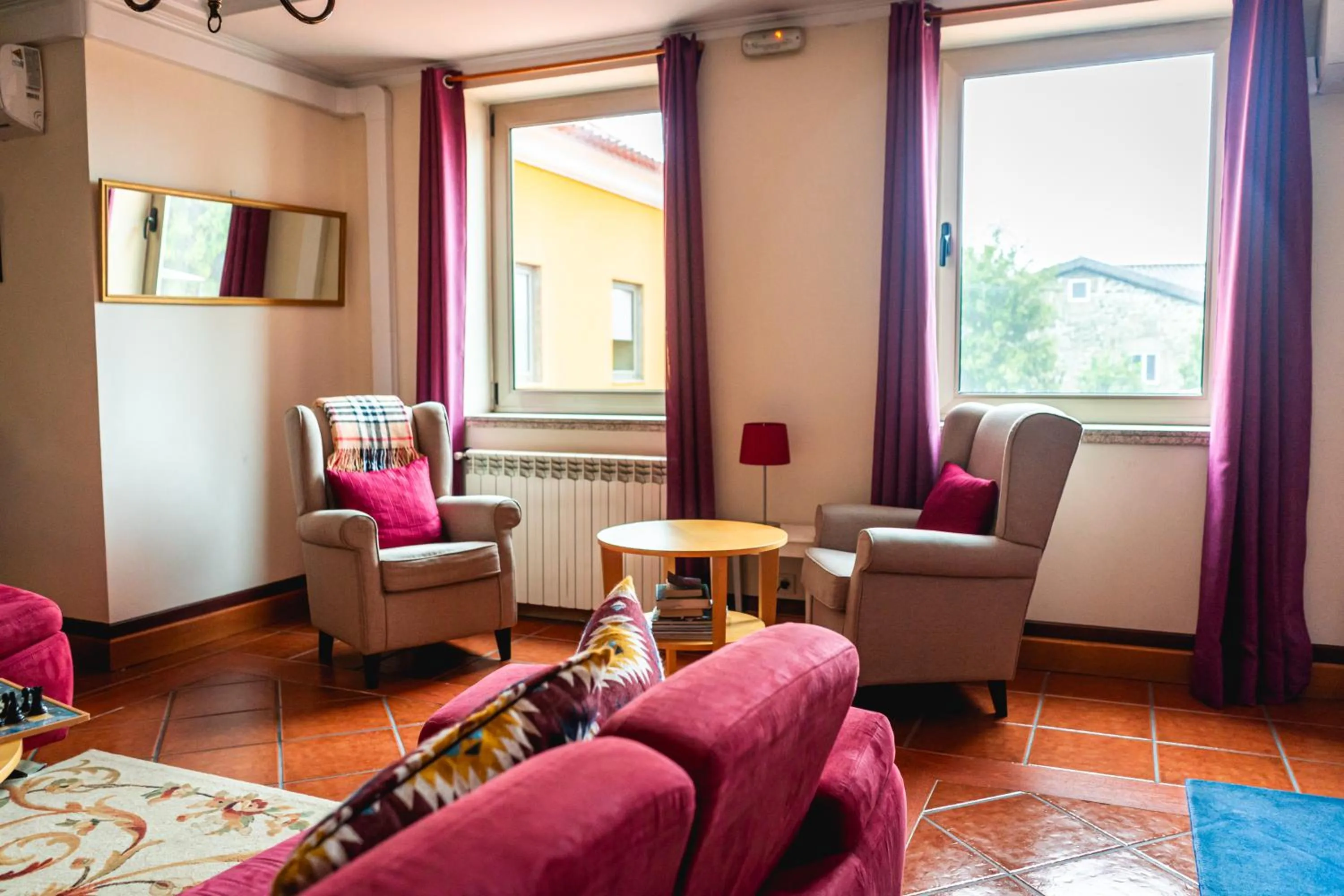 Communal lounge/ TV room in Hotel de Charme Casa Fundevila