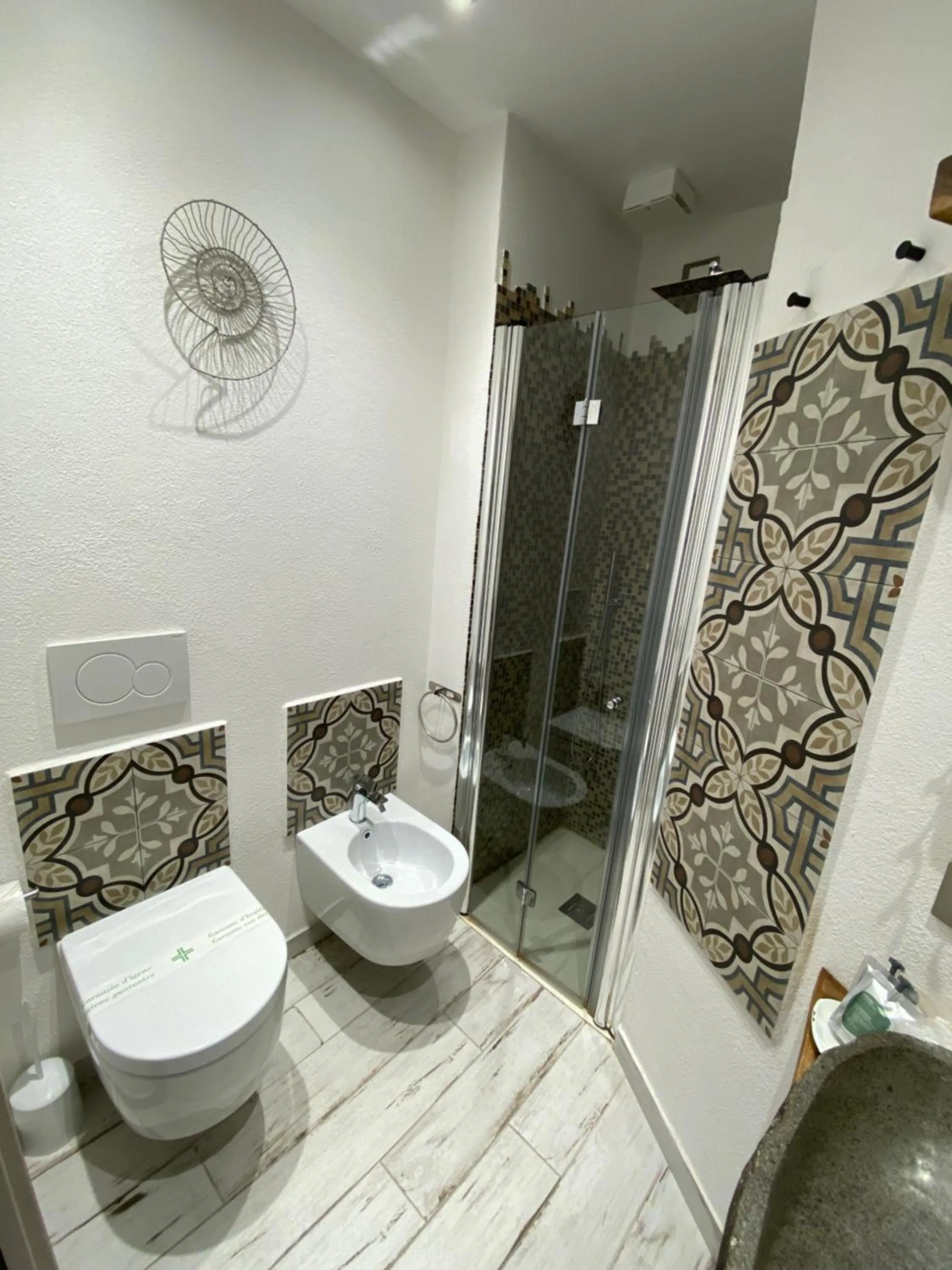 Toilet in Madüneta 5 Terre