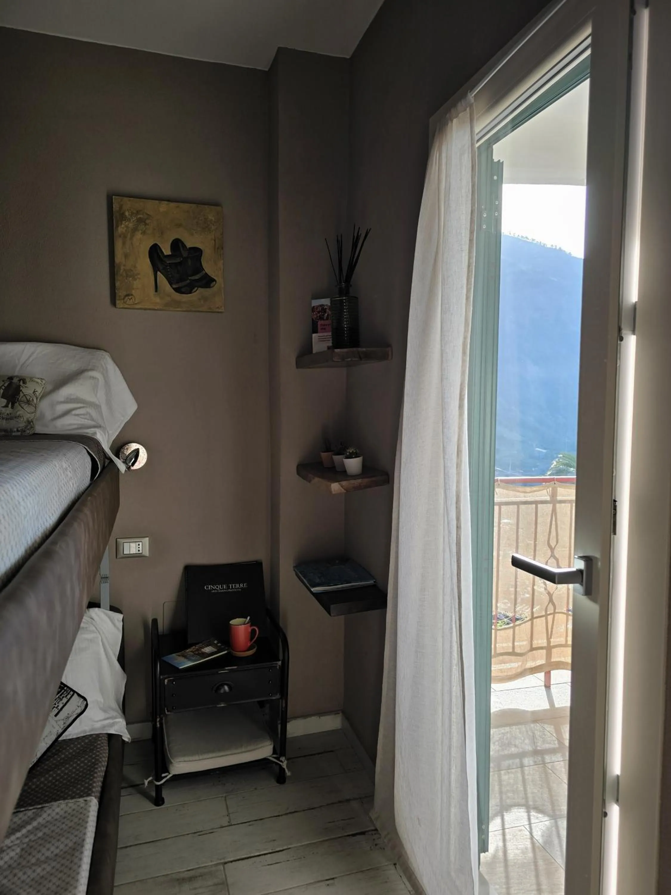 children, Bed in Madüneta 5 Terre