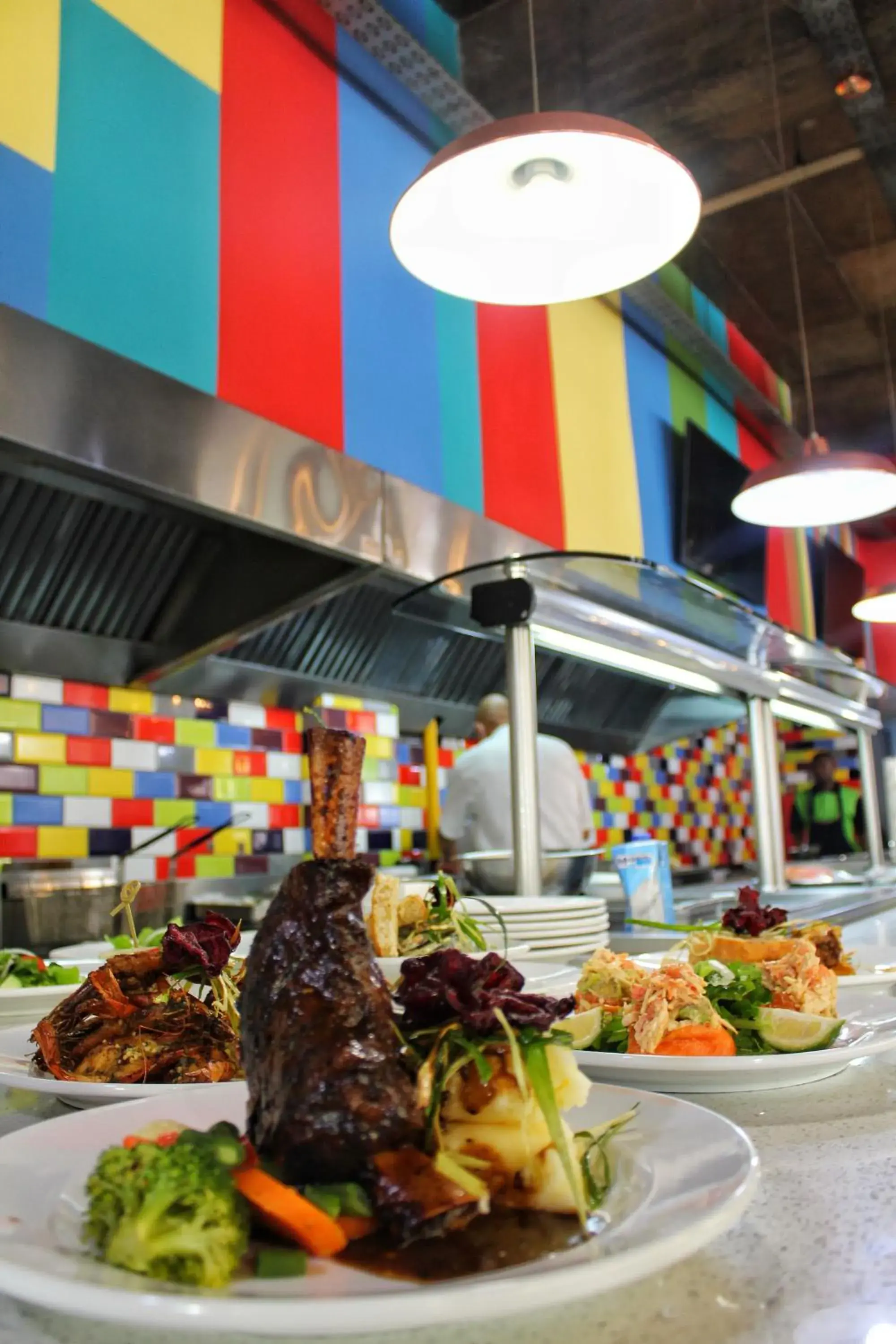 Restaurant/places to eat in Reef Hotel Restaurant/places to eat in Reef Hotel