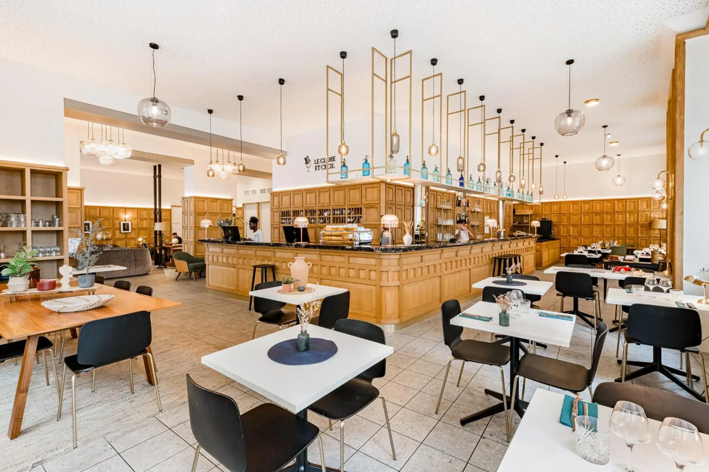 Restaurant/places to eat in Globe Et Cecil Restaurant/places to eat in Globe Et Cecil