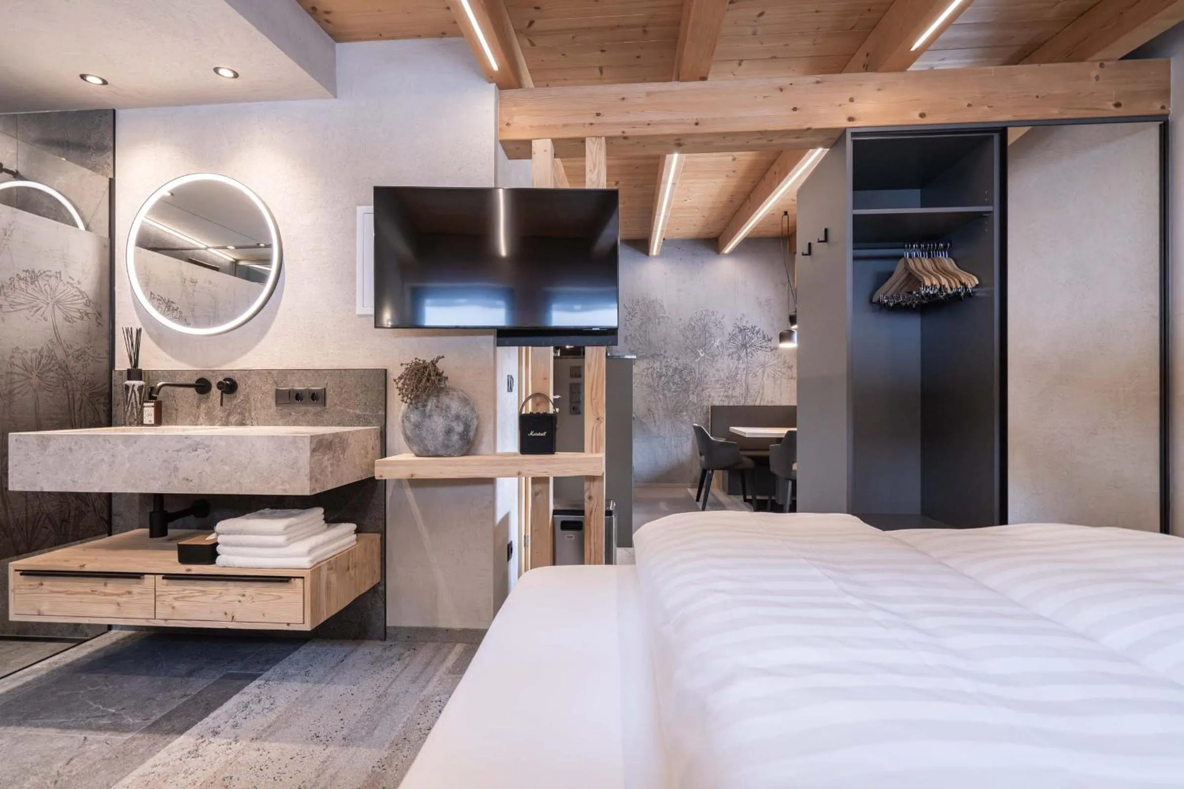 Bathroom, Bed in Apart Reinstadler