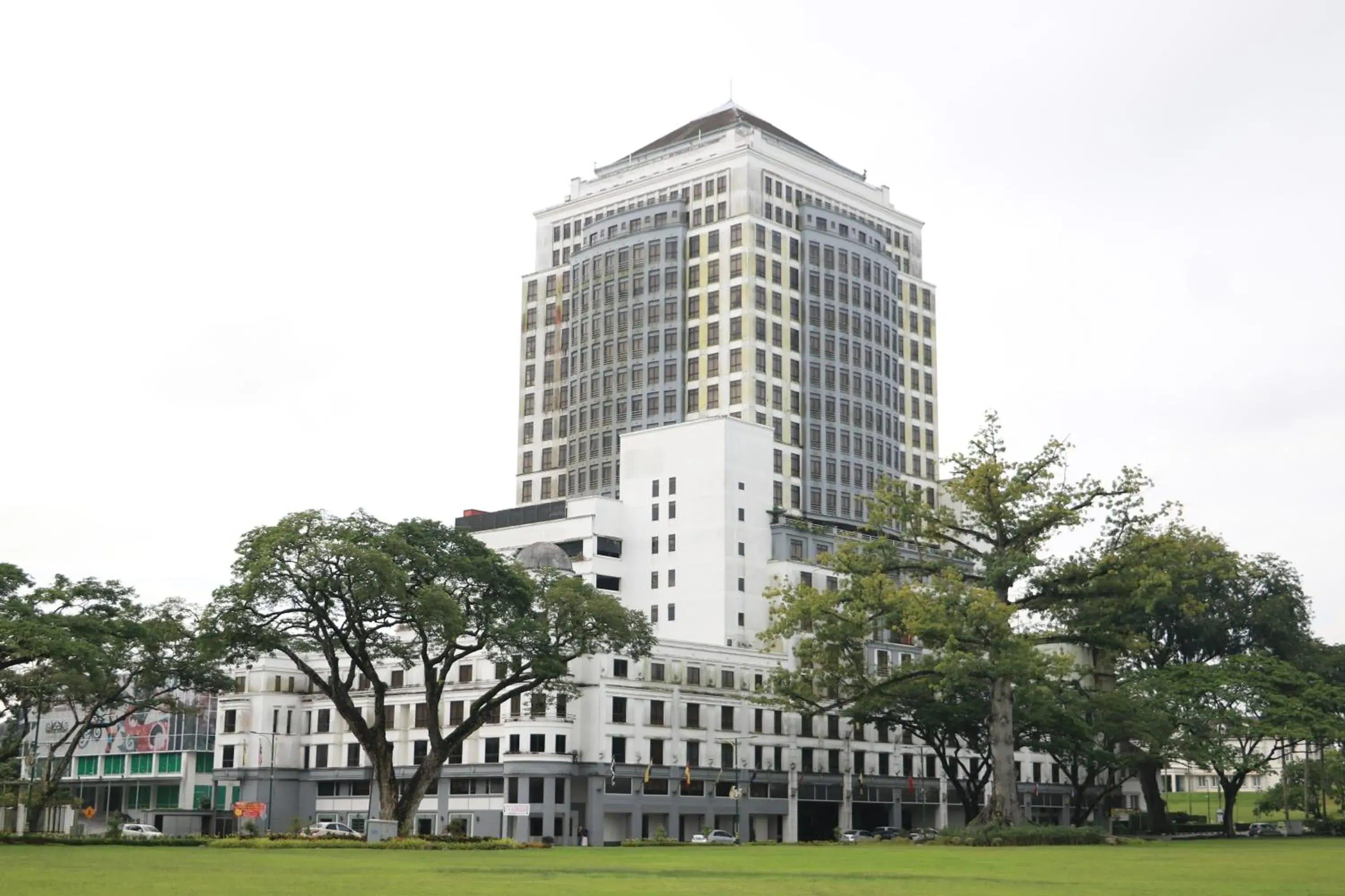 Merdeka Palace Hotel & Suites Merdeka Palace Hotel & Suites