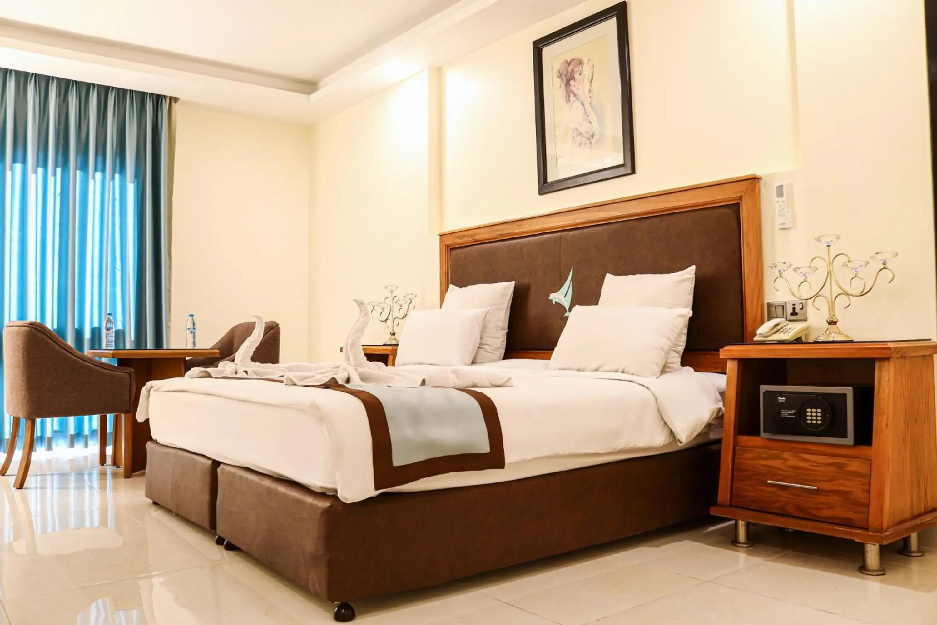Double or Twin Room in Al Raad Hotel Double or Twin Room in Al Raad Hotel