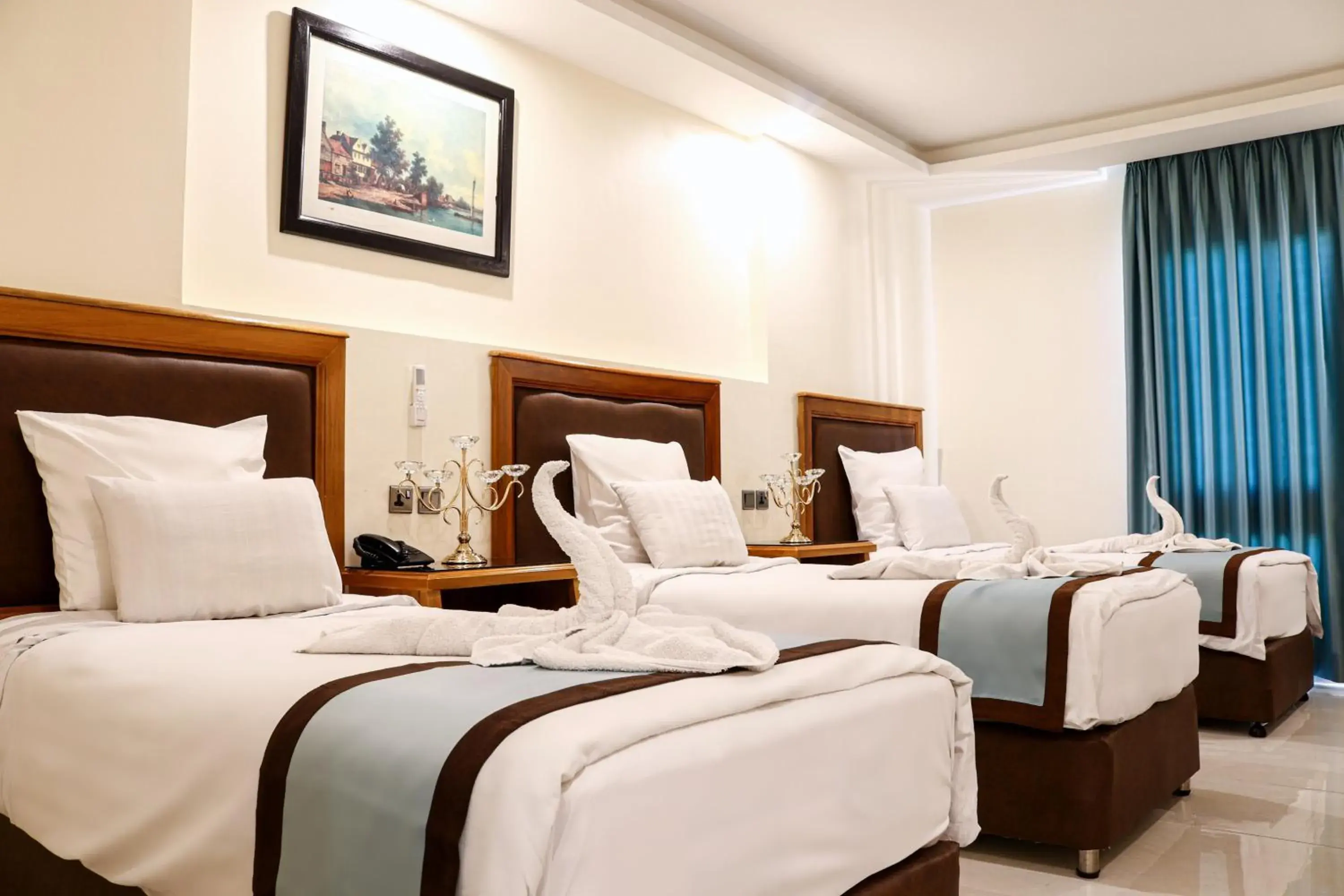 Triple Room in Al Raad Hotel Triple Room in Al Raad Hotel