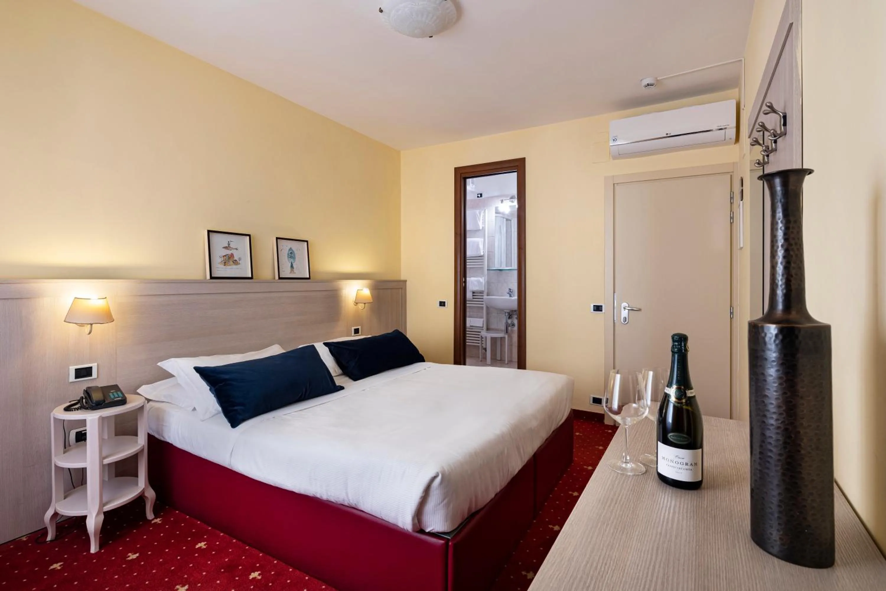Double or Twin Room in Hotel Posta Panoramic Assisi