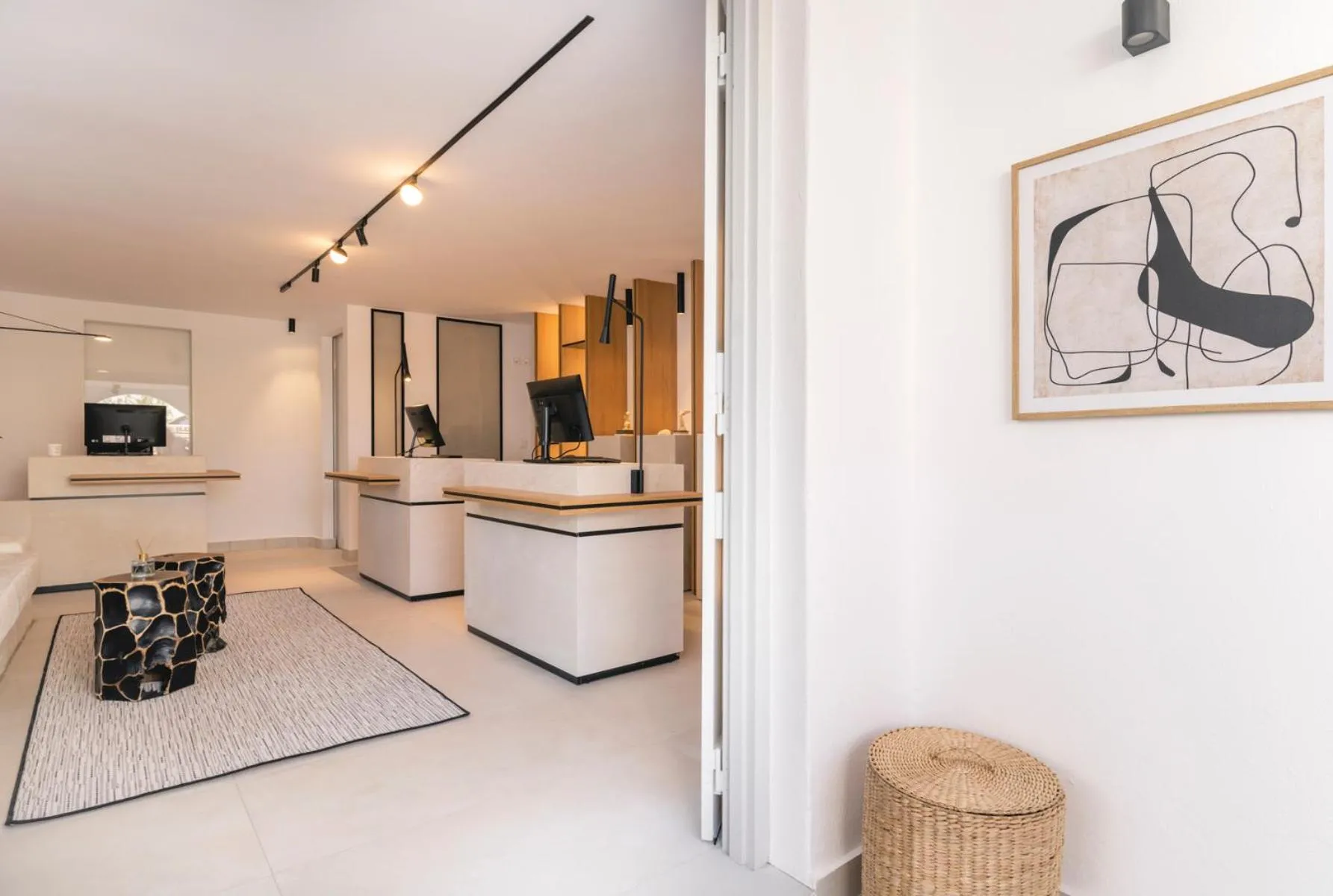Lobby or reception in Quartano Suites by Heliessa, Adults Only