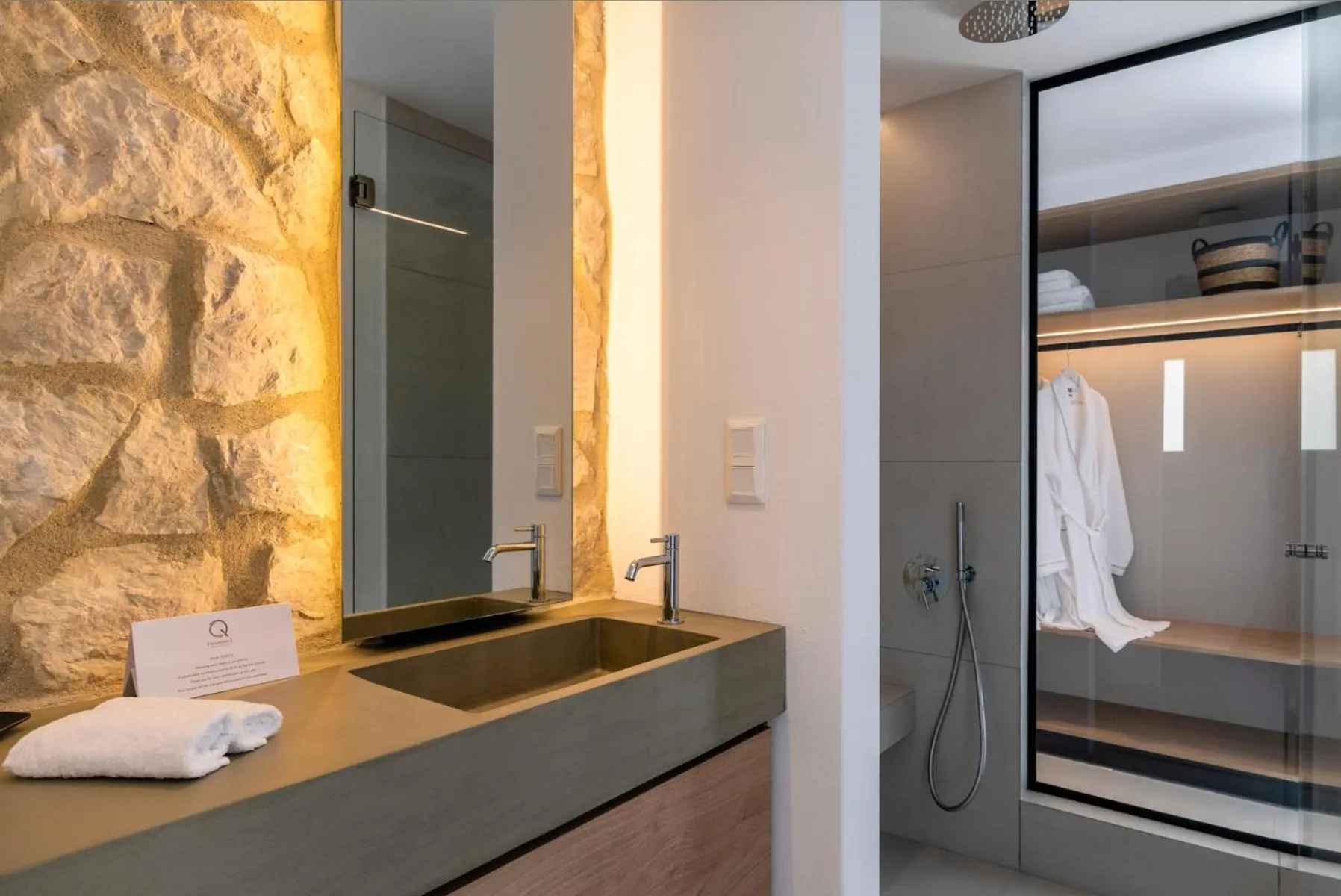 Bathroom in Quartano Suites by Heliessa, Adults Only