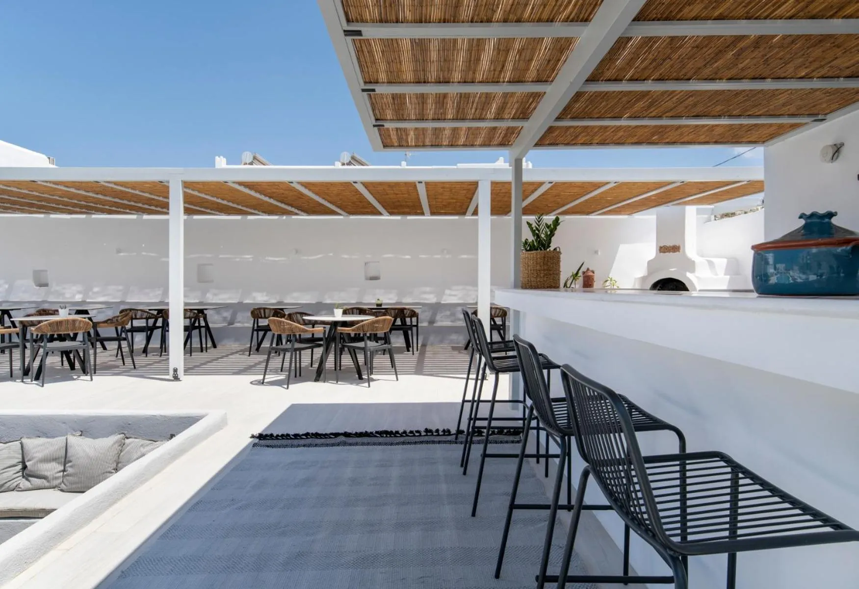 Lounge or bar in Quartano Suites by Heliessa, Adults Only