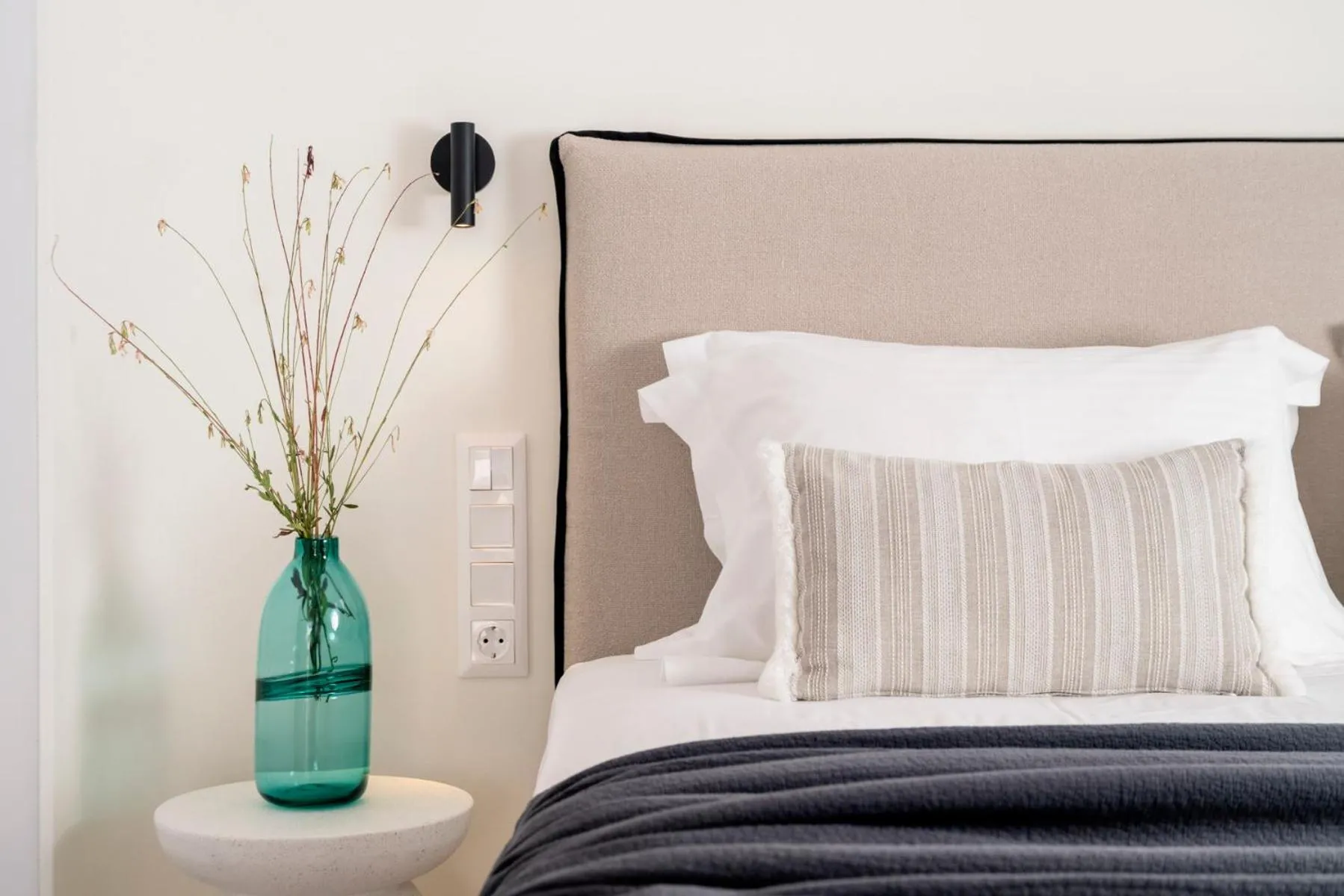 Bedroom, Bed in Quartano Suites by Heliessa, Adults Only
