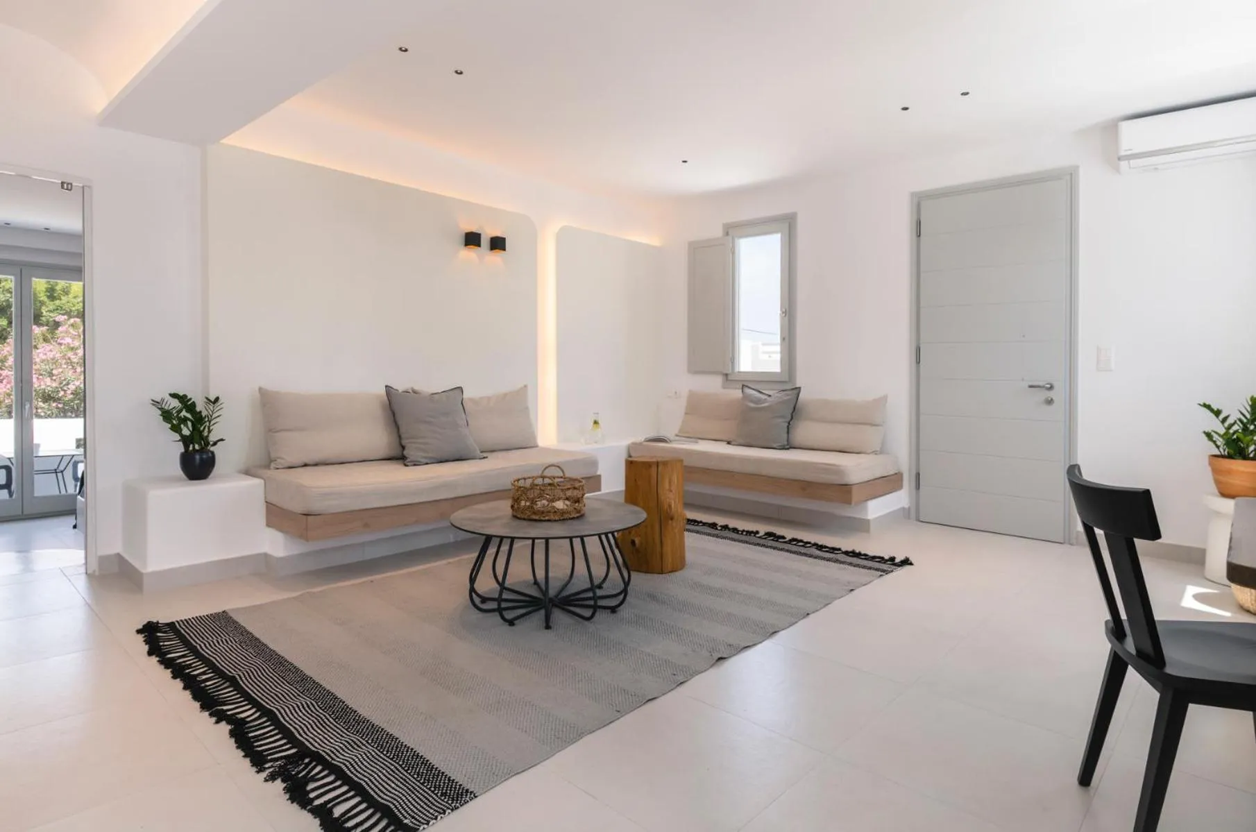 Quartano Suites by Heliessa, Adults Only