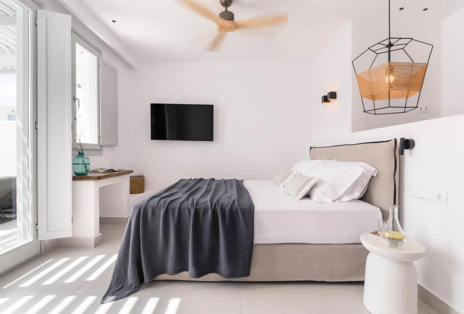 Bed in Quartano Suites by Heliessa, Adults Only