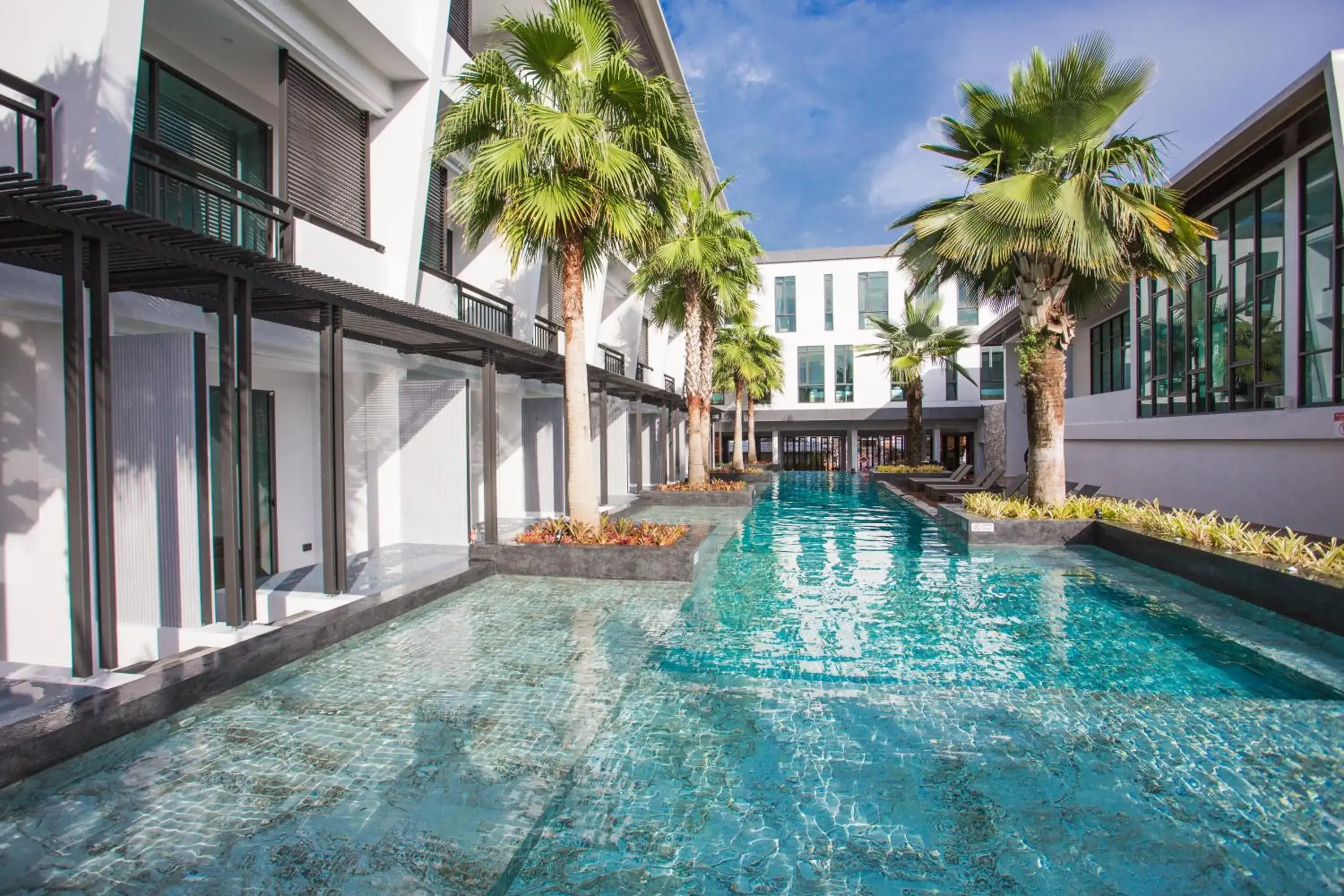 Property building in Chaweng Villawee Hotel Property building in Chaweng Villawee Hotel