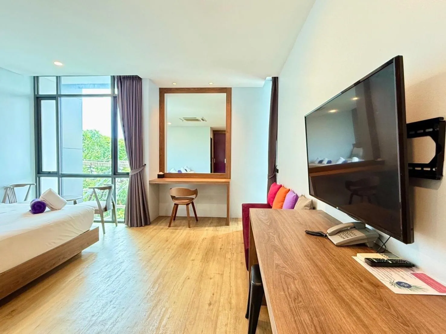 Bed in Chaweng Villawee Hotel