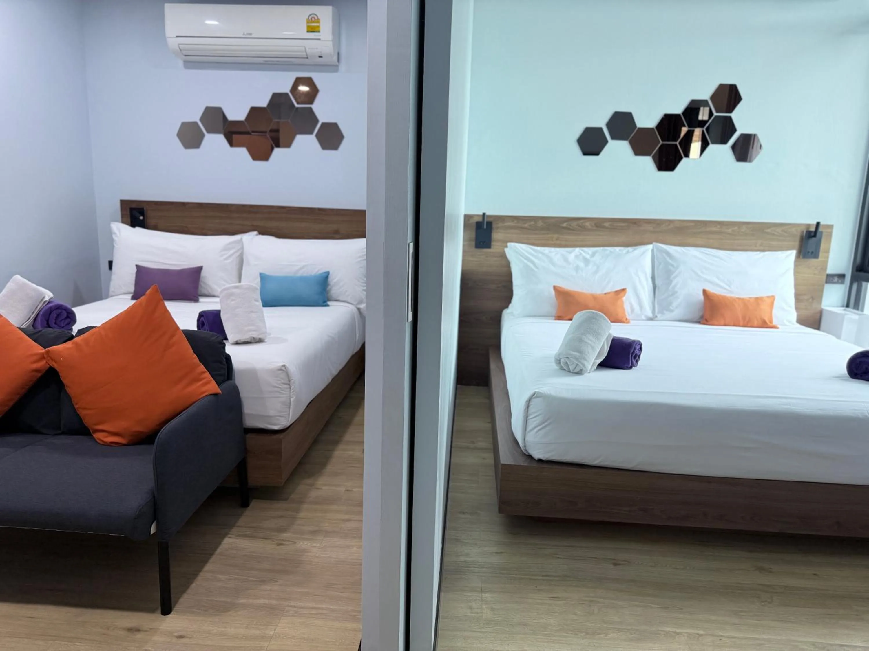 Photo of the whole room, Bed in Chaweng Villawee Hotel