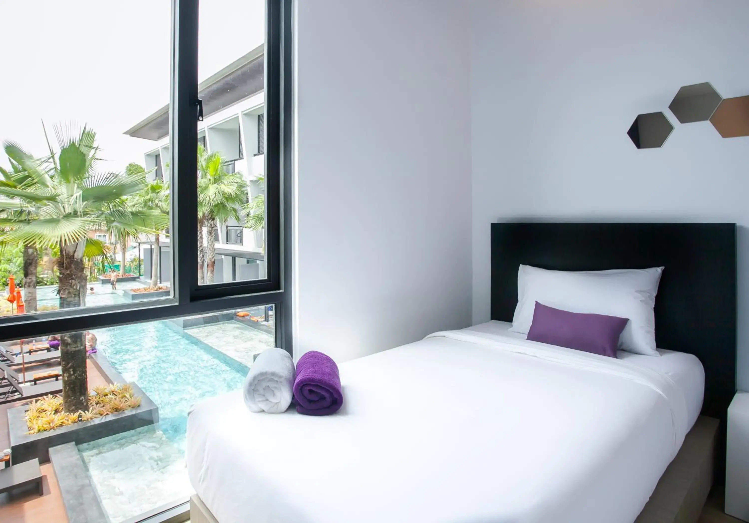 Superior Double Room with Pool View in Chaweng Villawee Hotel Superior Double Room with Pool View in Chaweng Villawee Hotel