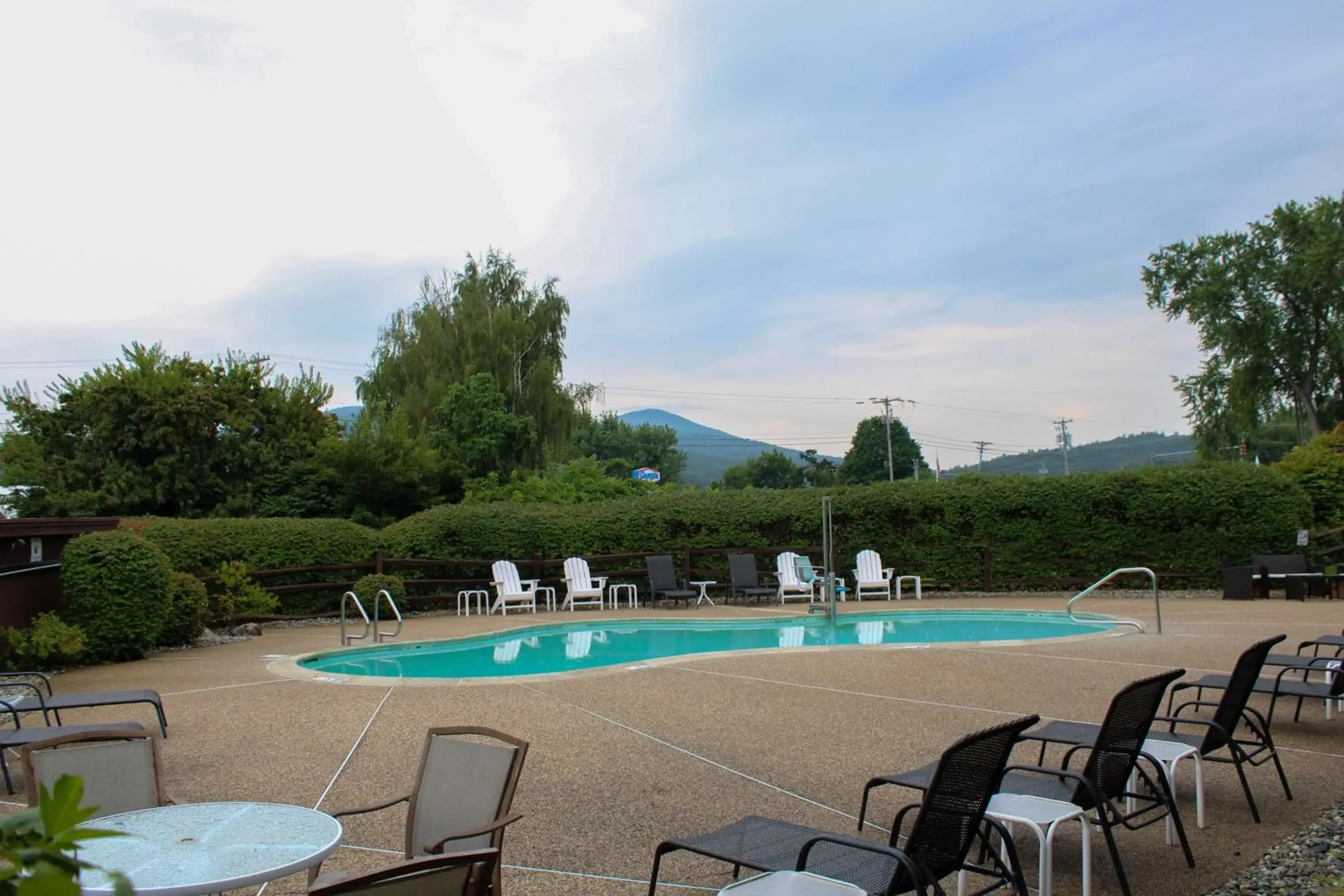 Pool view in Fireside Inn & Suites Gilford Pool view in Fireside Inn & Suites Gilford
