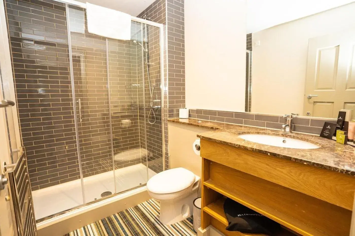 Small Double Room in The Swan Inn Small Double Room in The Swan Inn