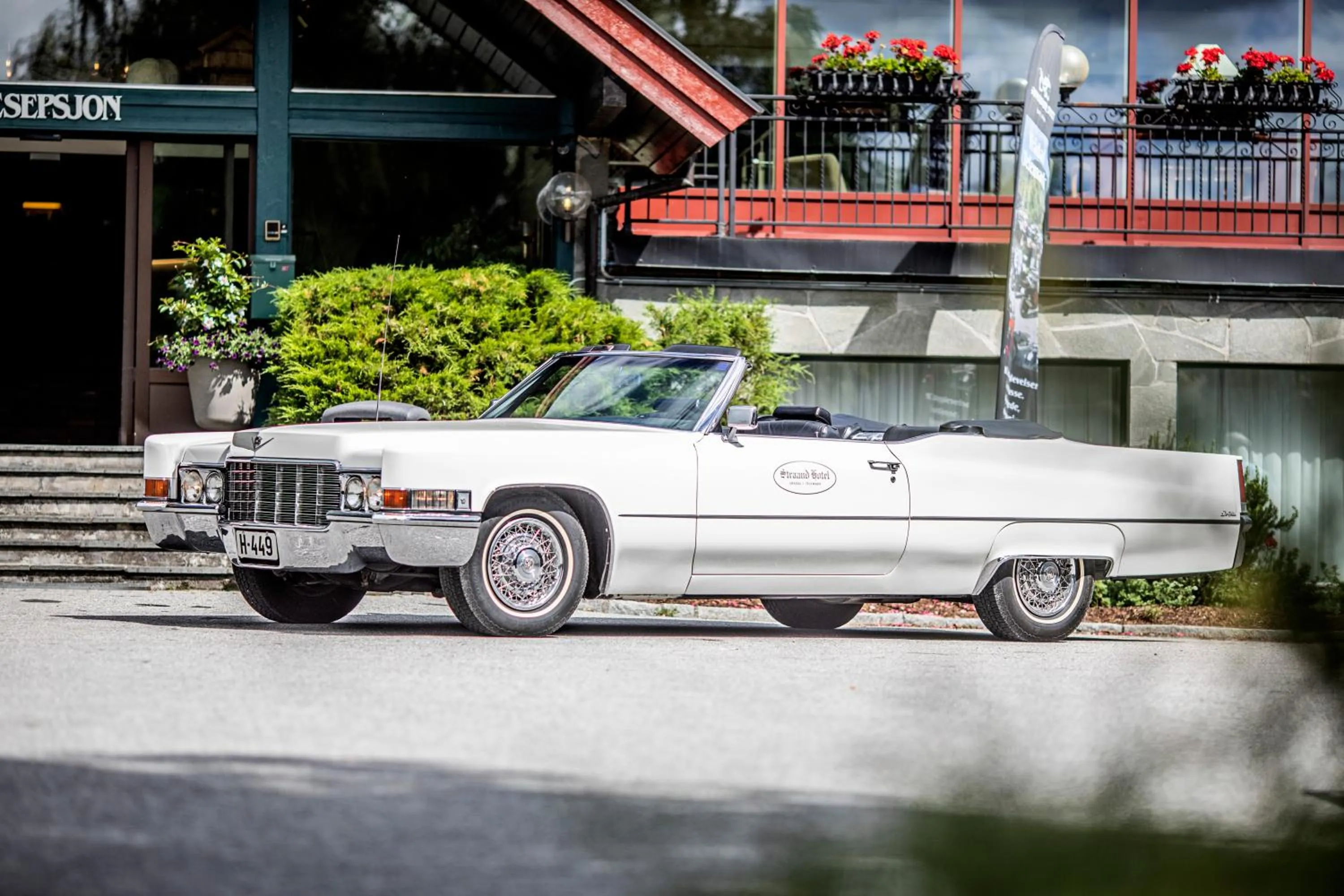 Staff in Straand Hotel