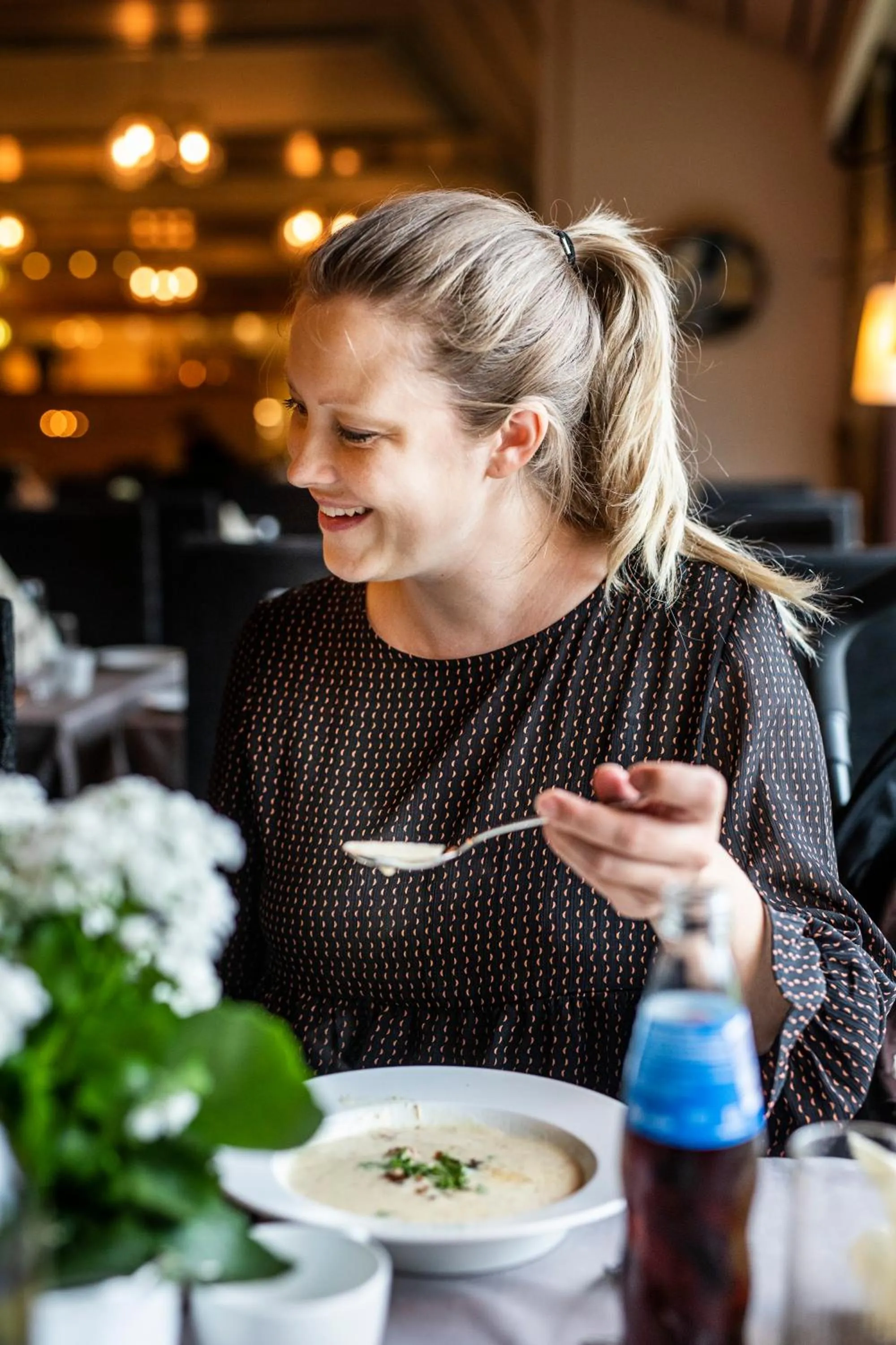 Restaurant/places to eat in Straand Hotel