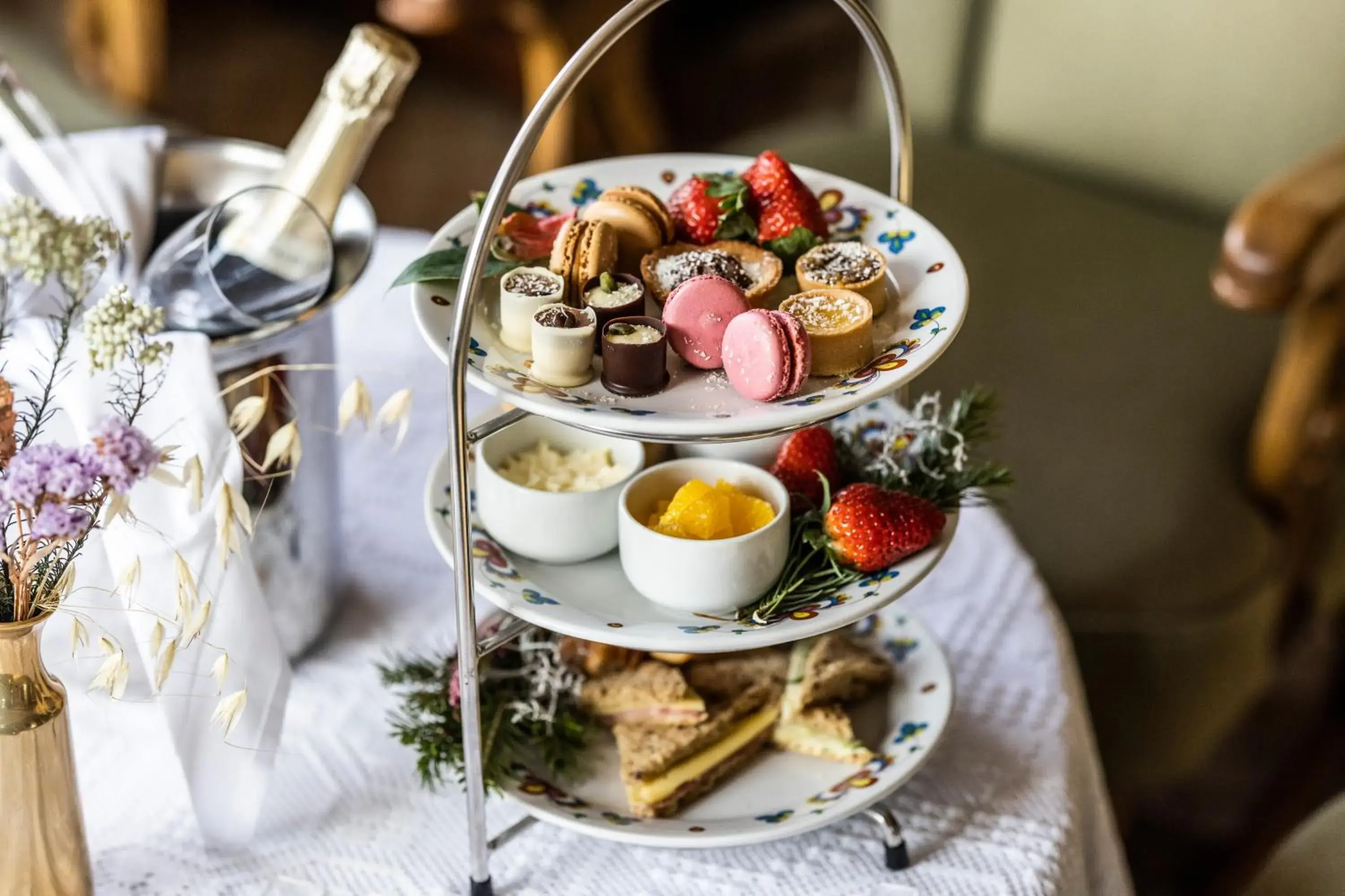 Food and drinks in Straand Hotel Food and drinks in Straand Hotel