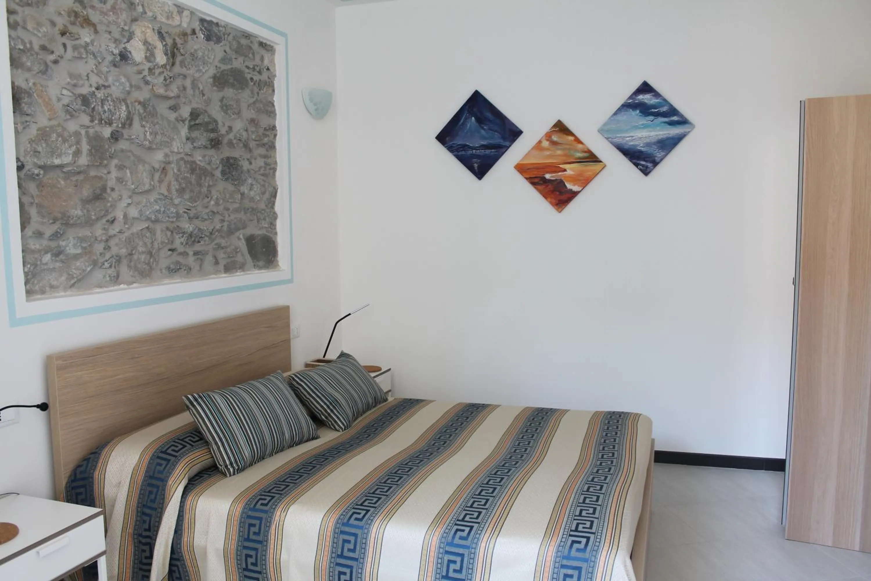 Double Room - single occupancy in Marianna Quiet Rooms