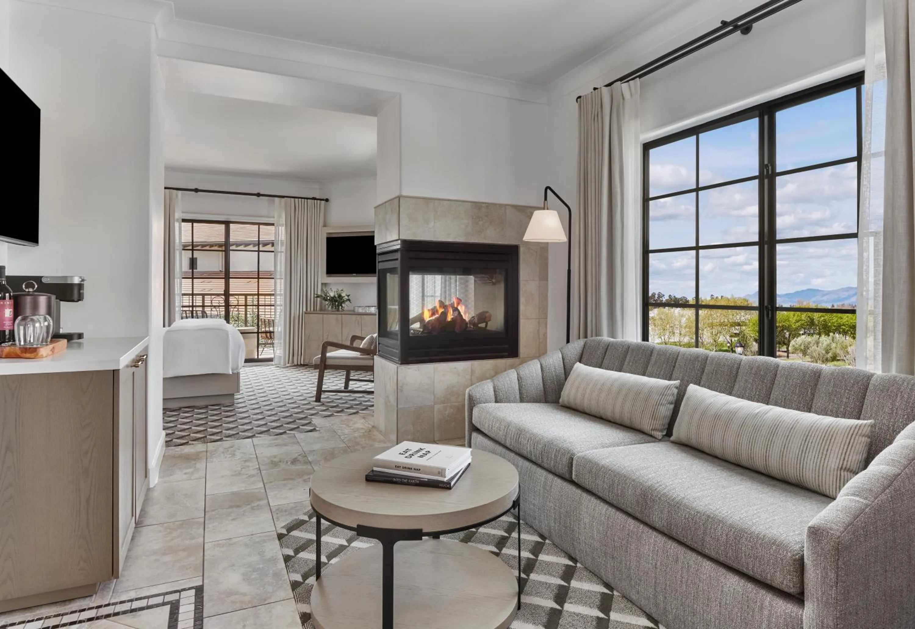 TV and multimedia in The Meritage Resort and Spa