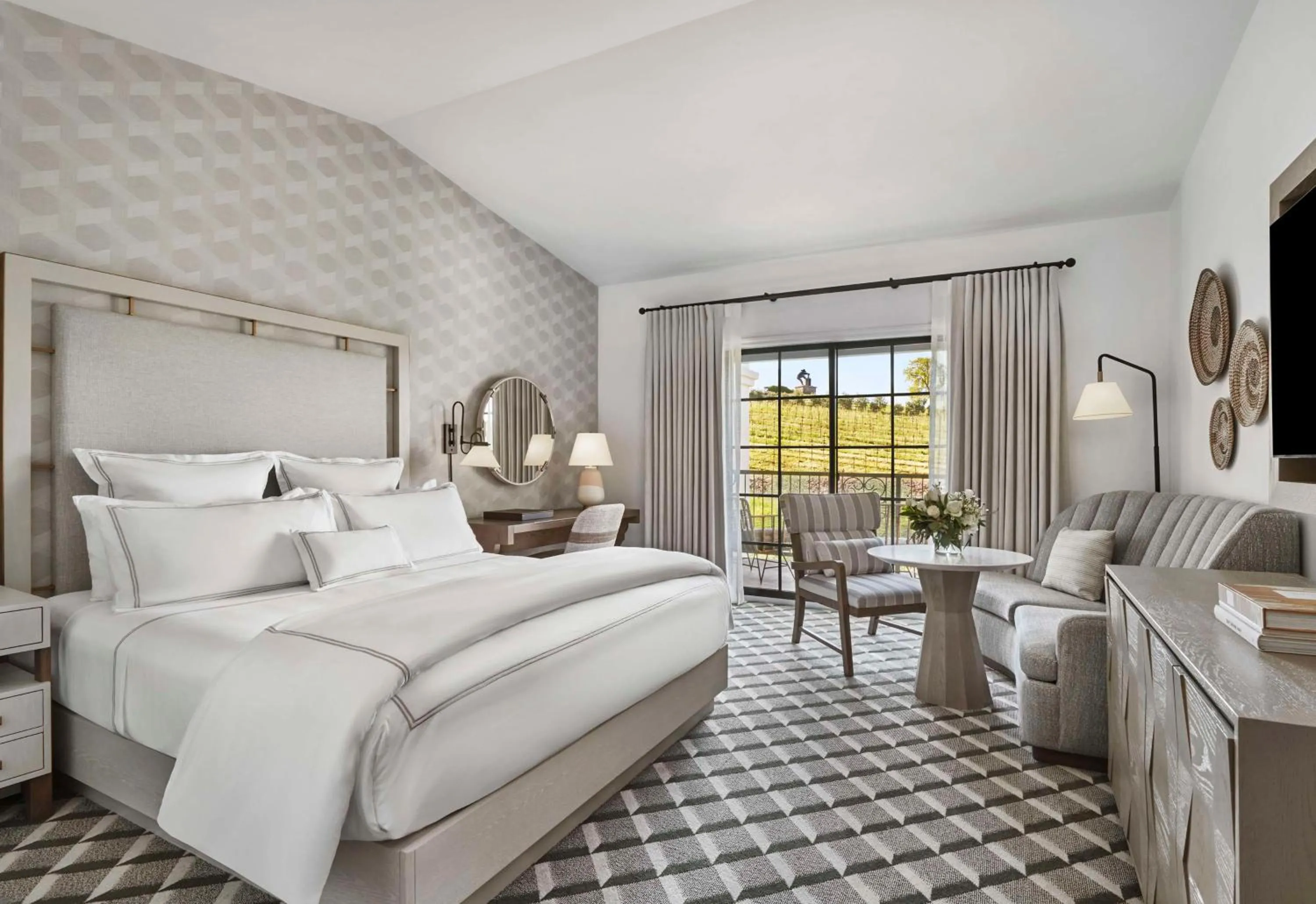 Bedroom, Bed in The Meritage Resort and Spa