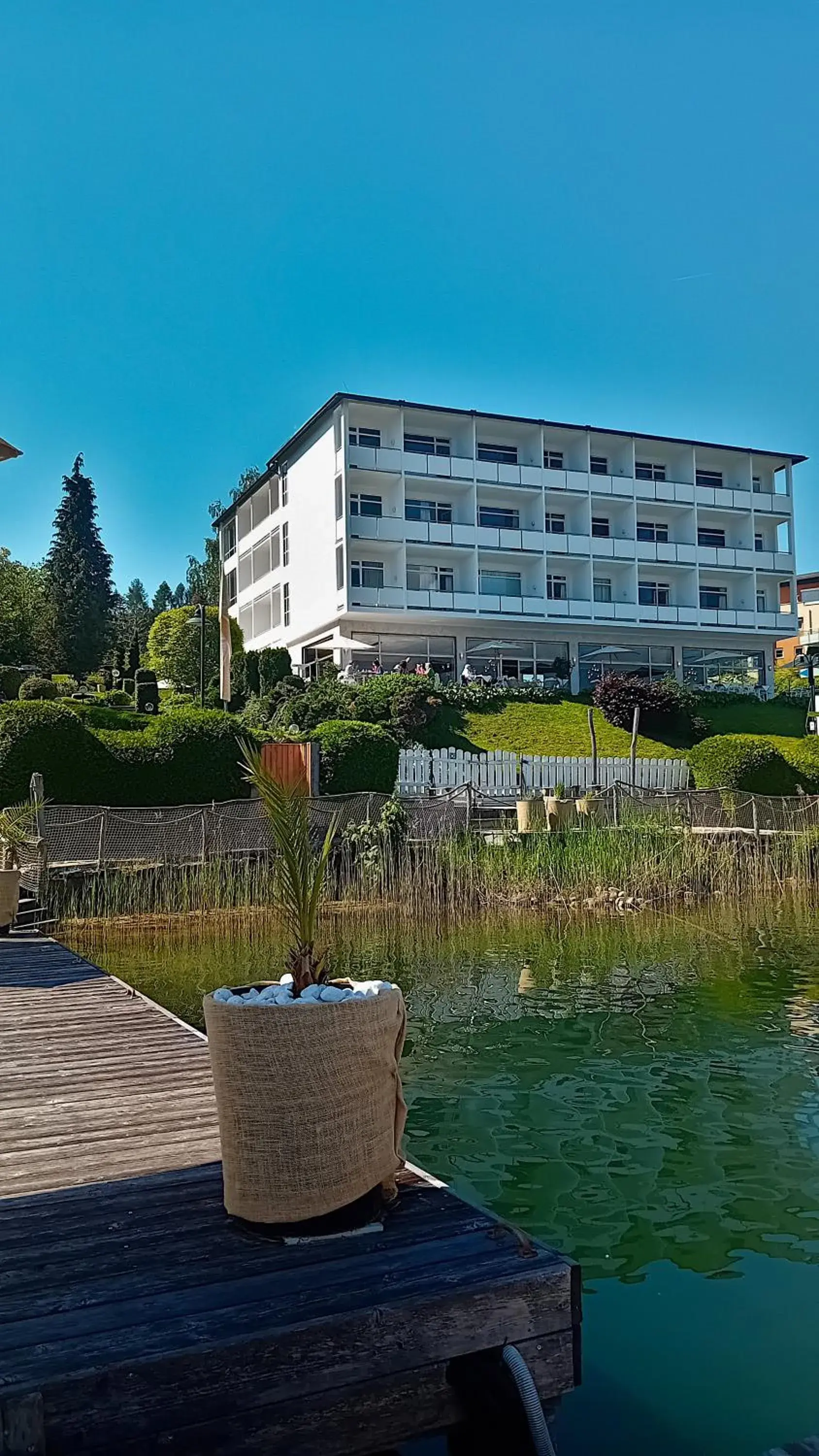 Property Building in Tennis & Yacht Hotel Velden