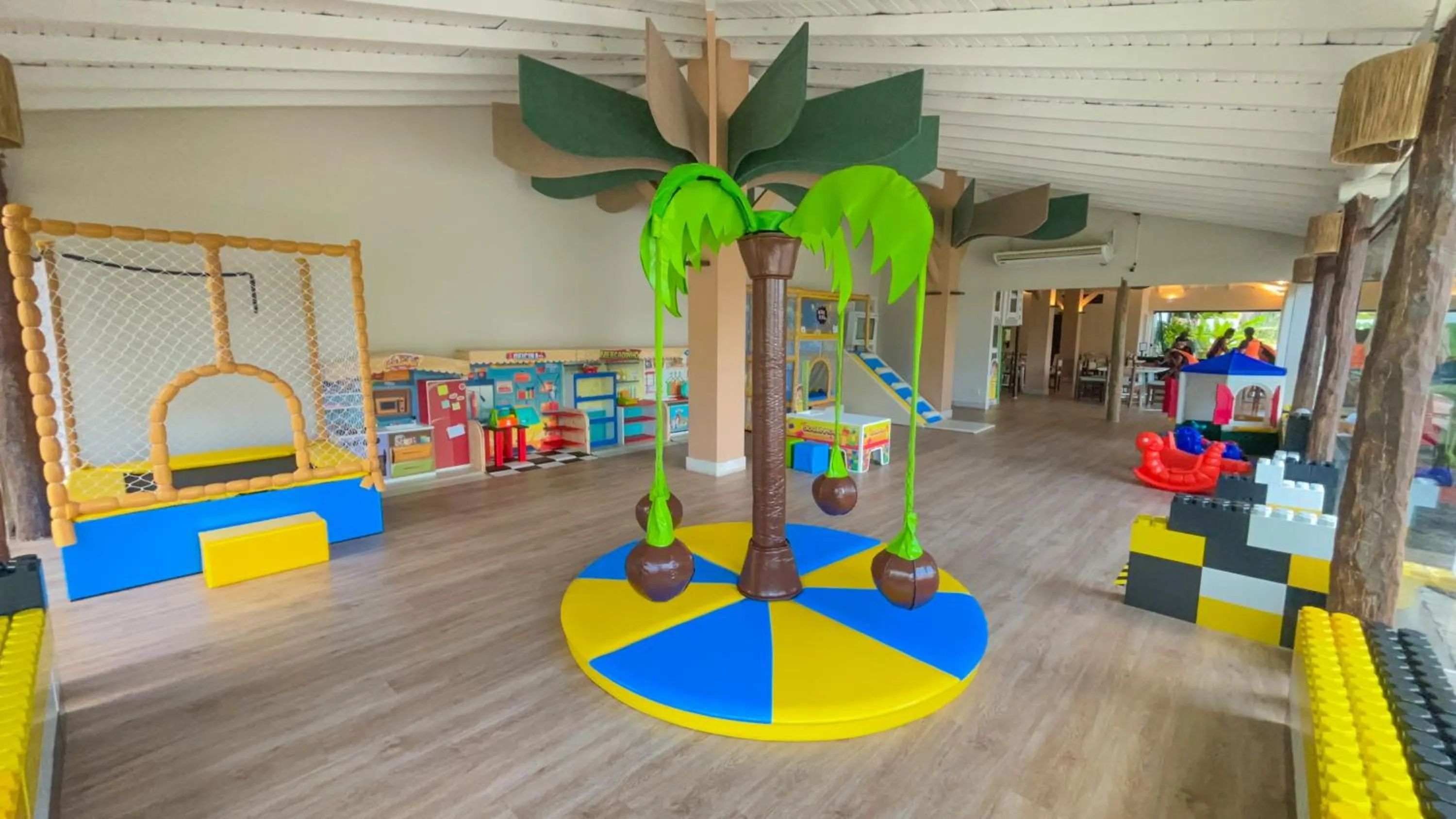 Children play ground in Casa Grande Hotel Resort & Spa