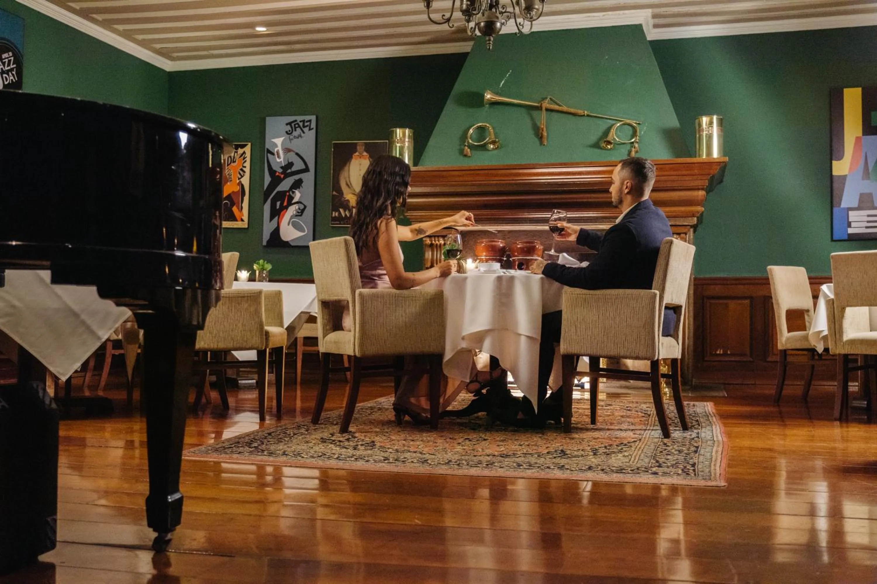 Restaurant/places to eat in Casa Grande Hotel Resort & Spa