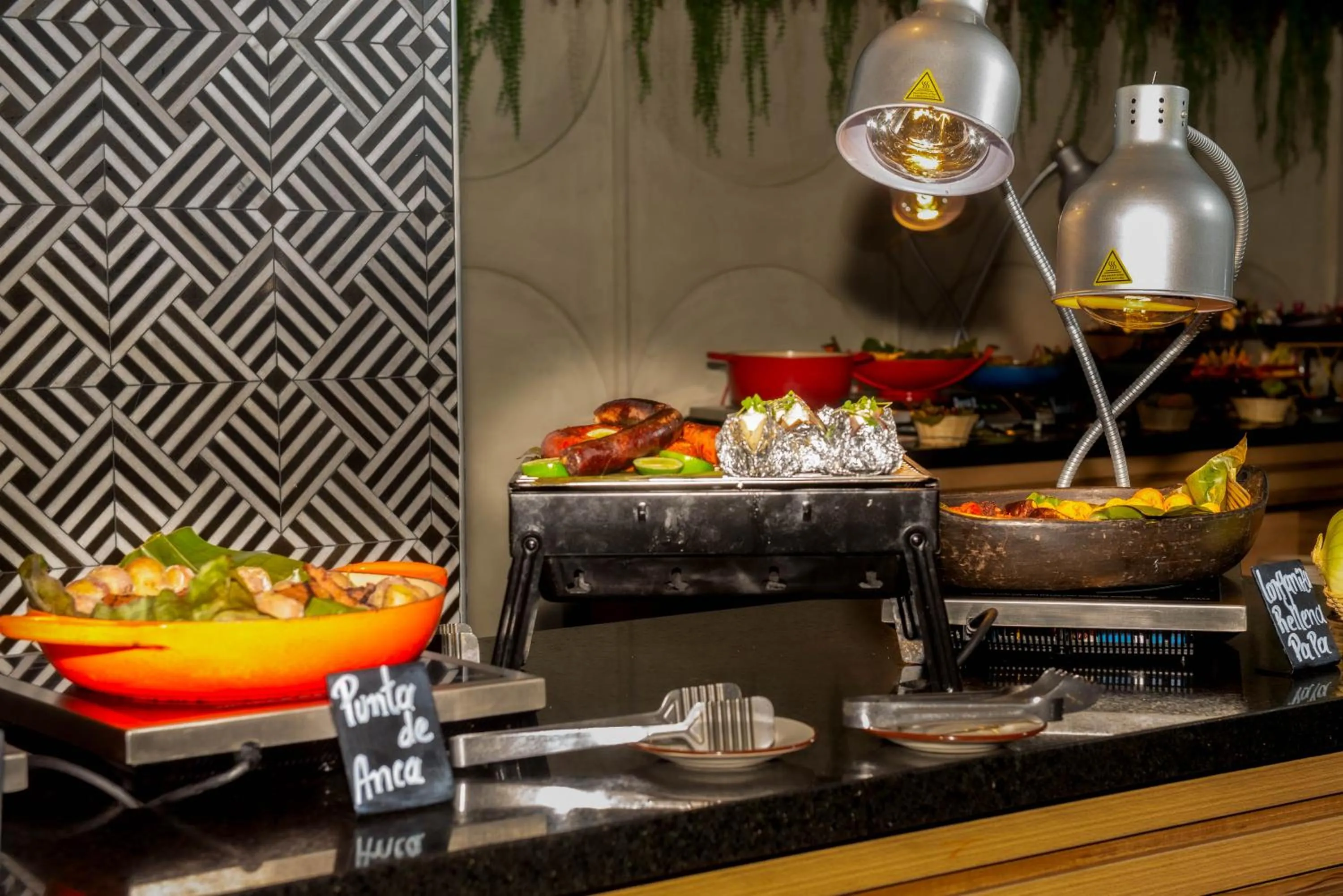 Food and drinks in GHL Hotel Capital