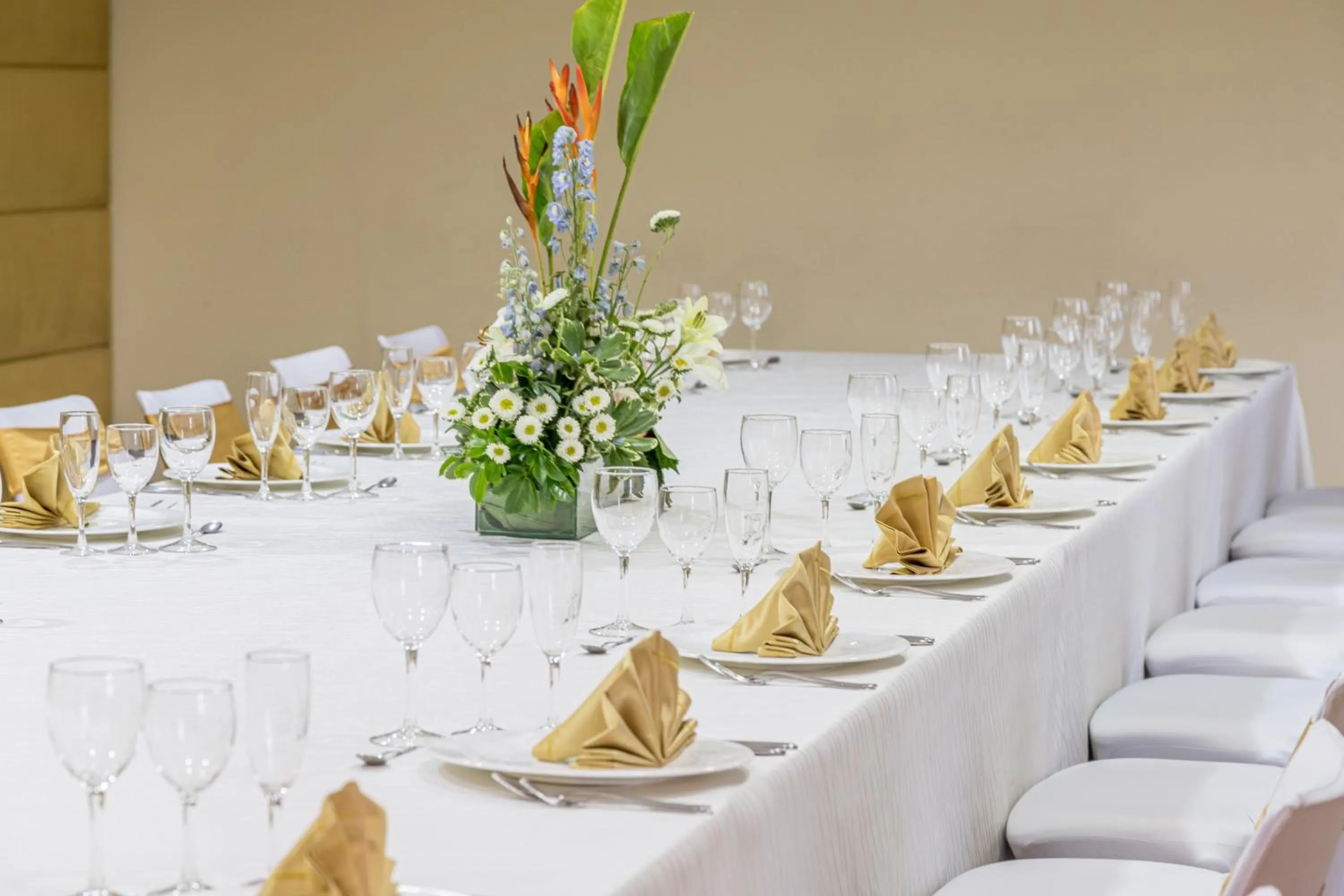 Meeting/conference room in GHL Hotel Capital