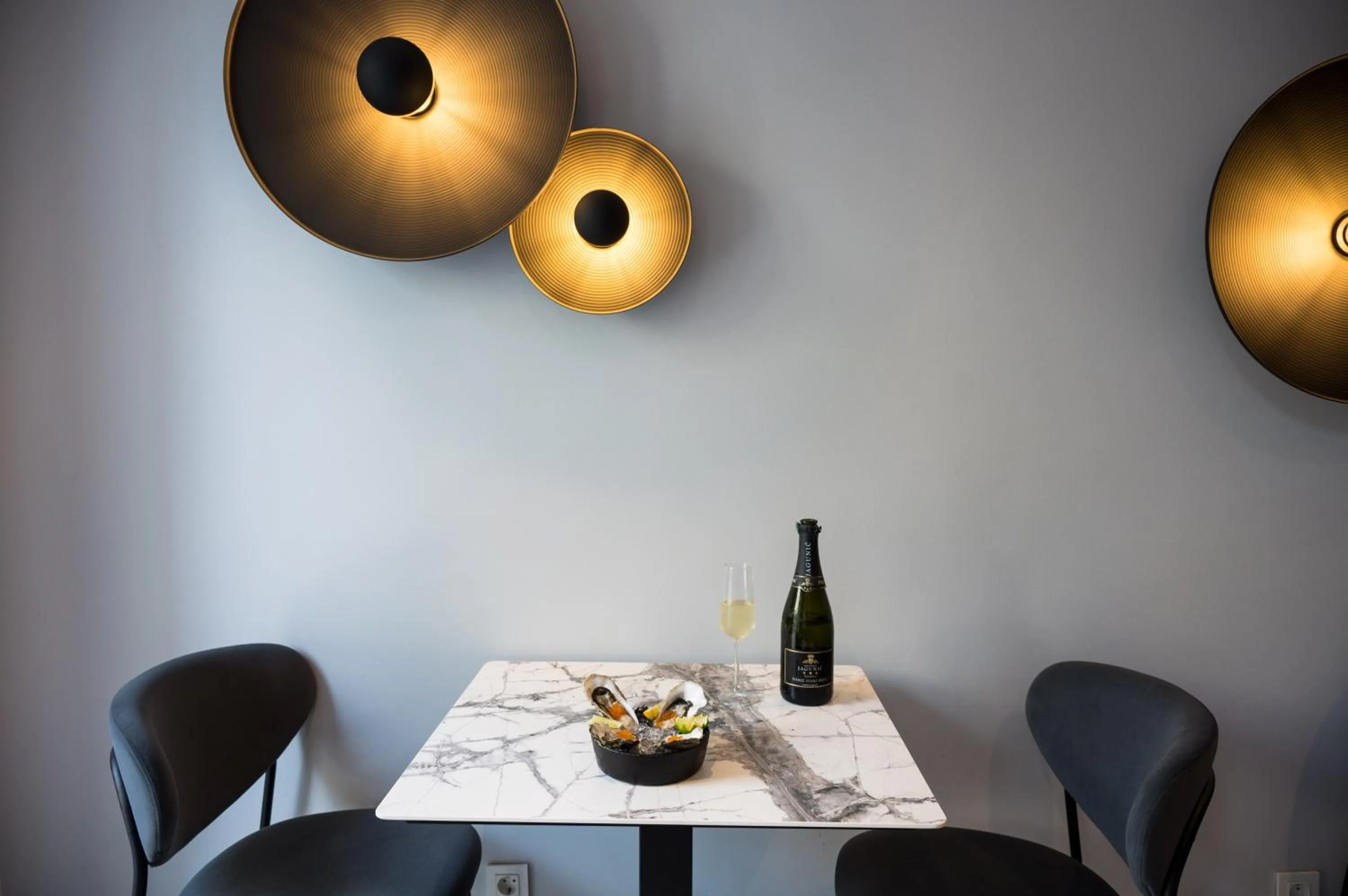 Restaurant/places to eat in Doma Zagreb Aparthotel