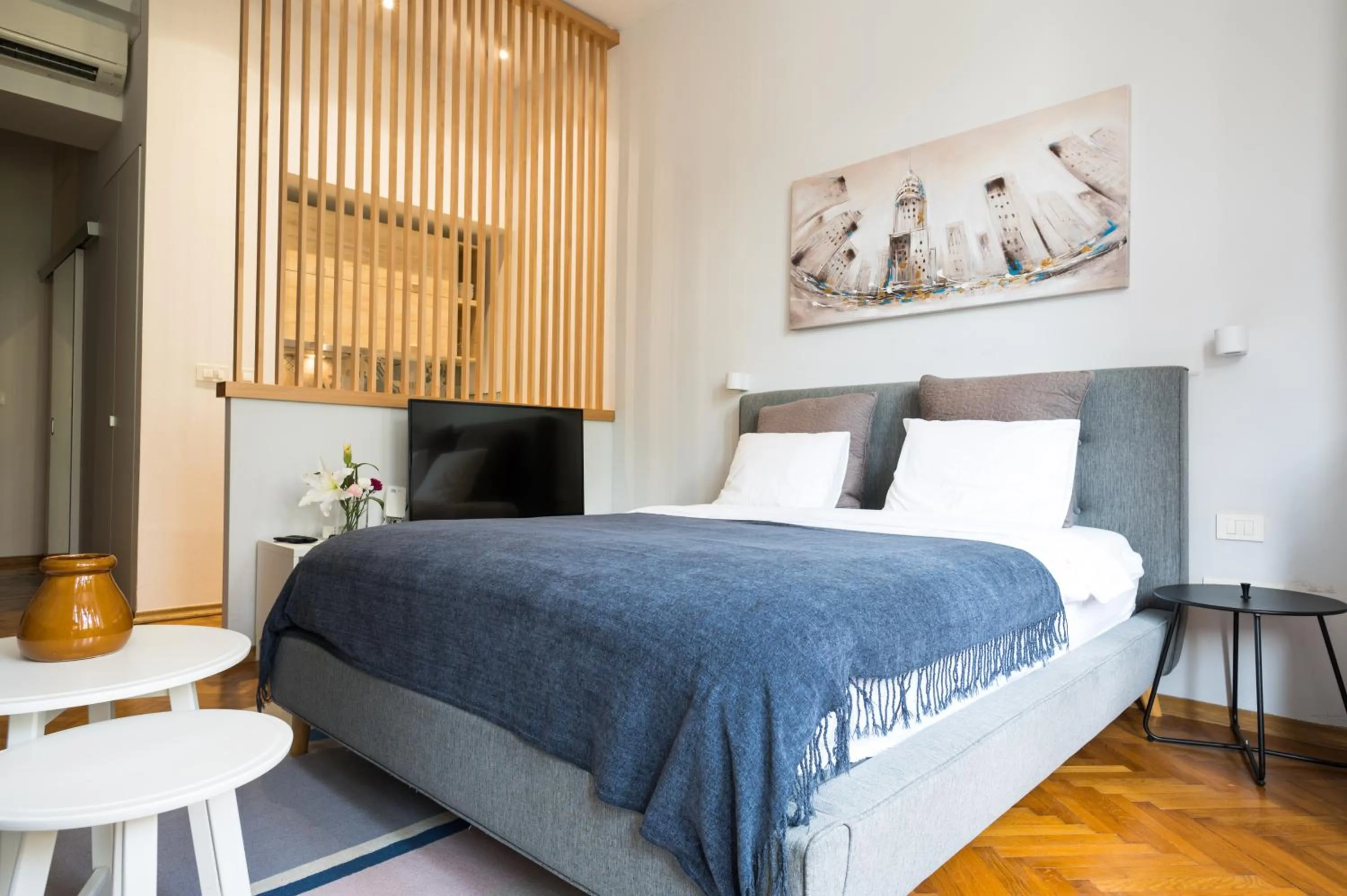 Bed in Doma Zagreb Aparthotel