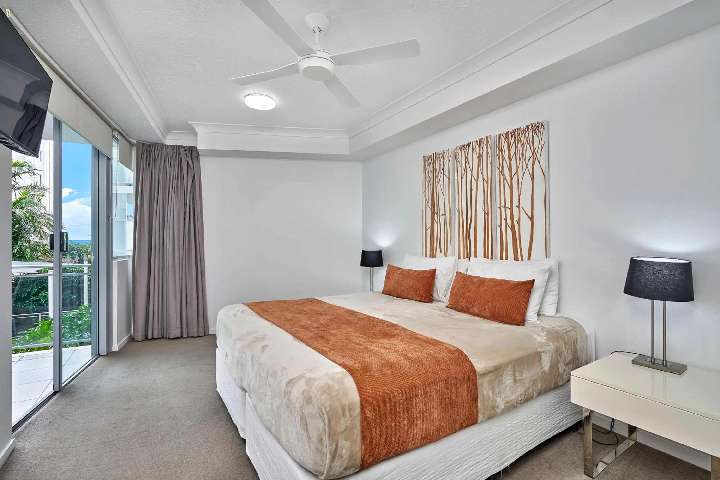 Bedroom, Bed in Vision Apartments