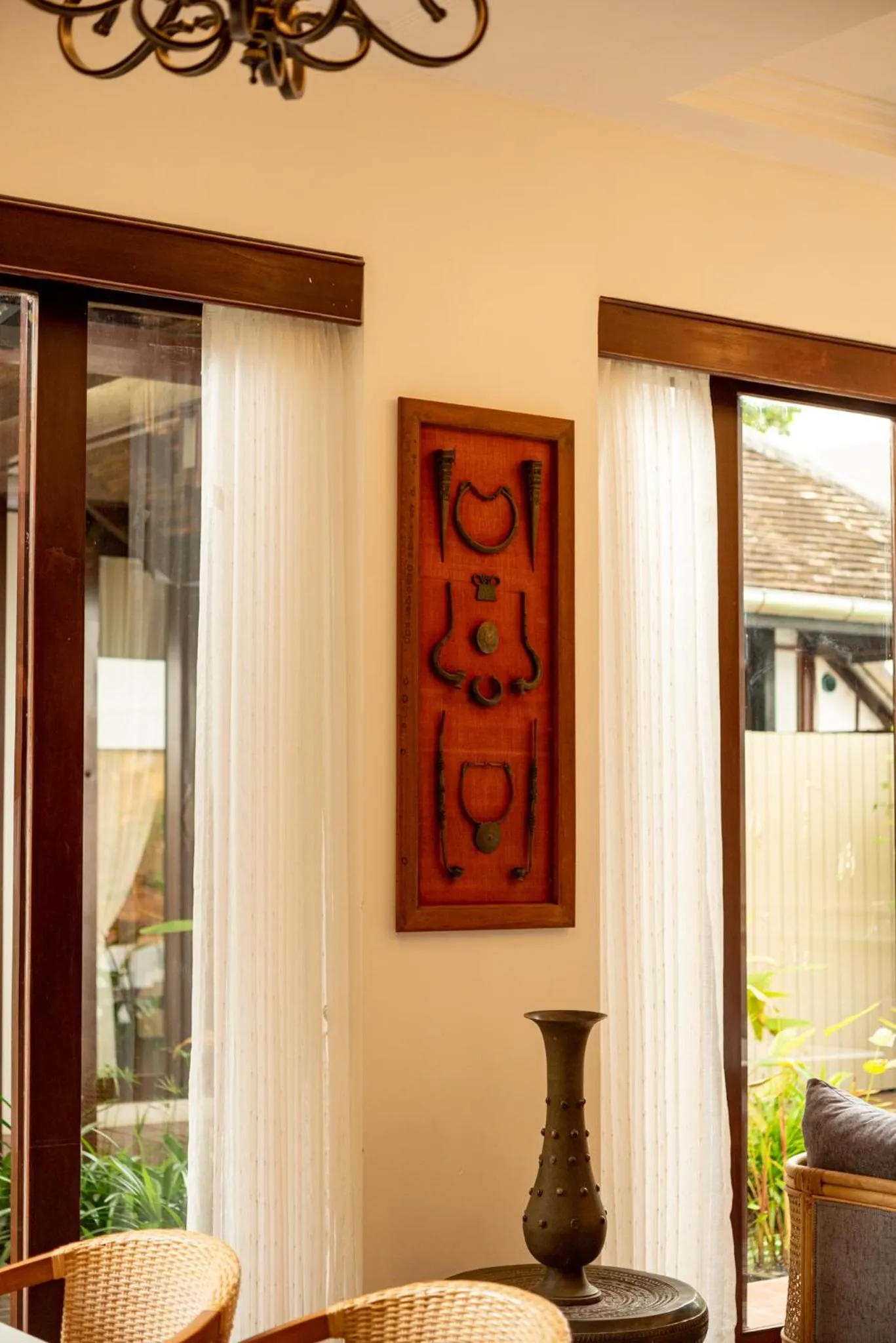 Restaurant/places to eat in Green Park Boutique Hotel