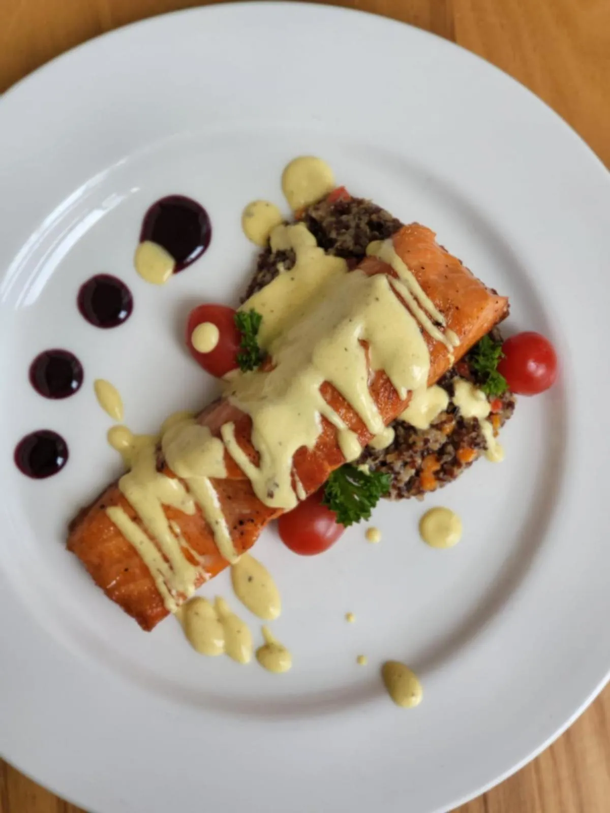 Restaurant/places to eat in Green Park Boutique Hotel