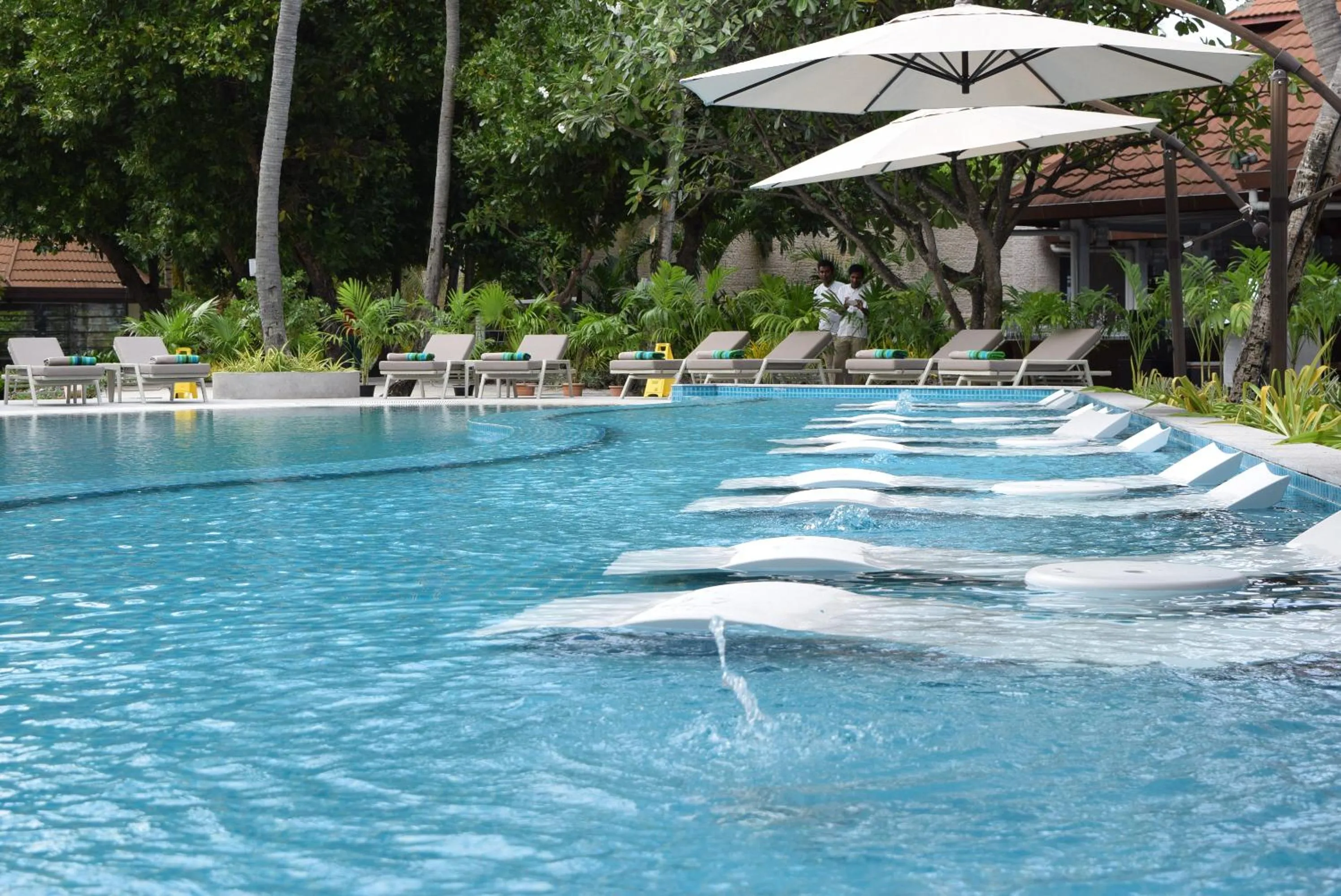 Swimming pool in Kurumba Maldives