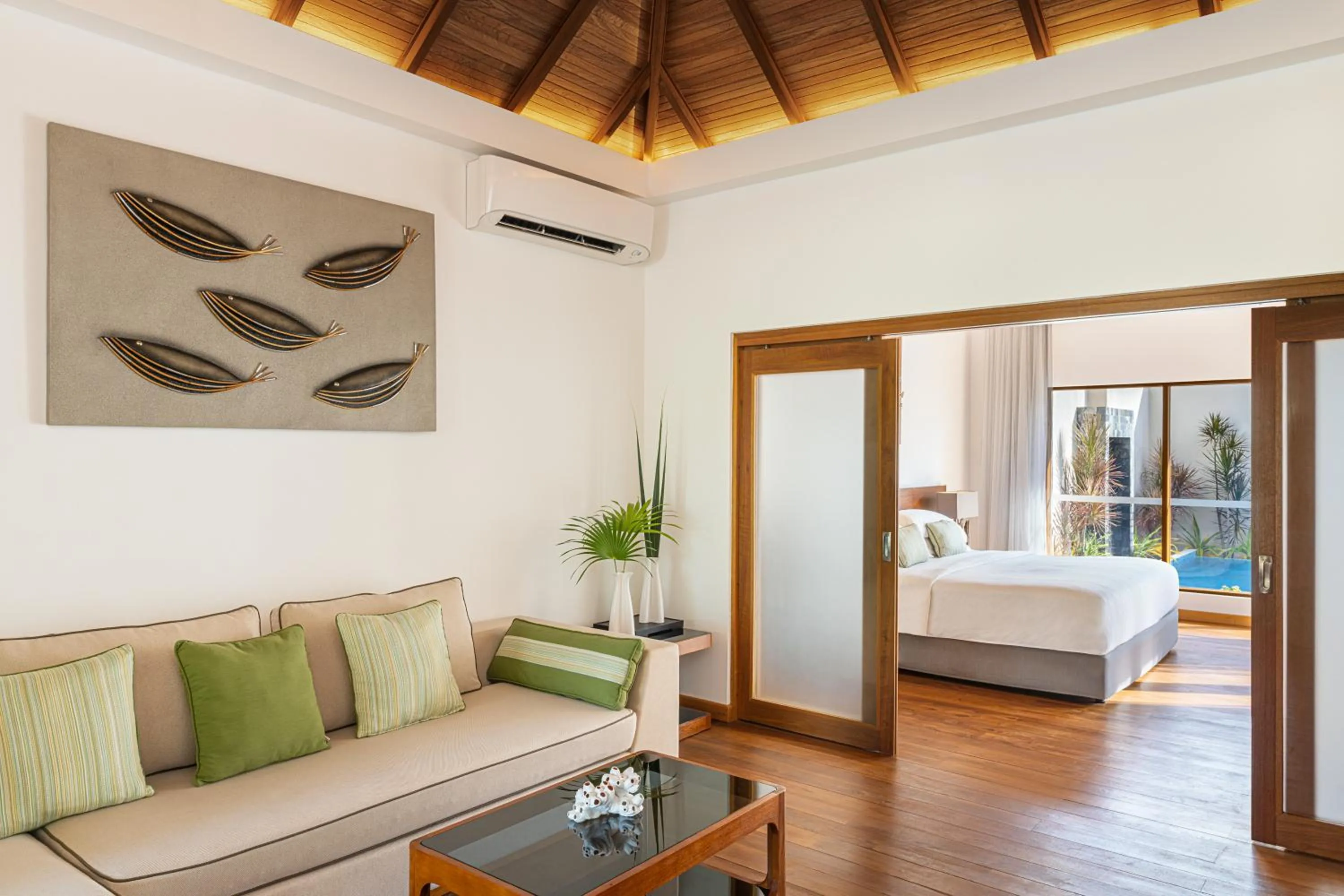 View (from property/room), Bed in Kurumba Maldives