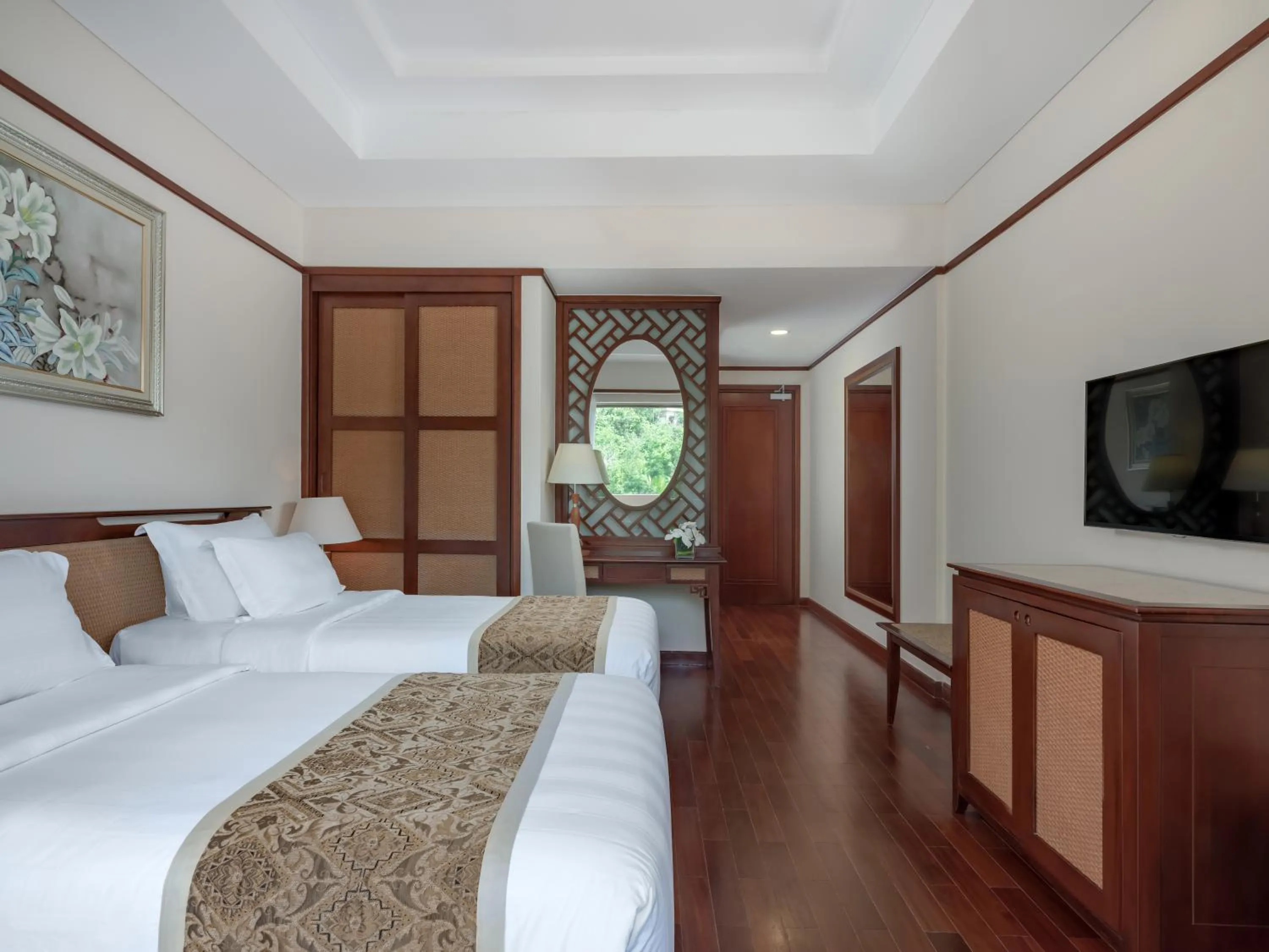 bunk bed, Bed in Vinpearl Resort Nha Trang
