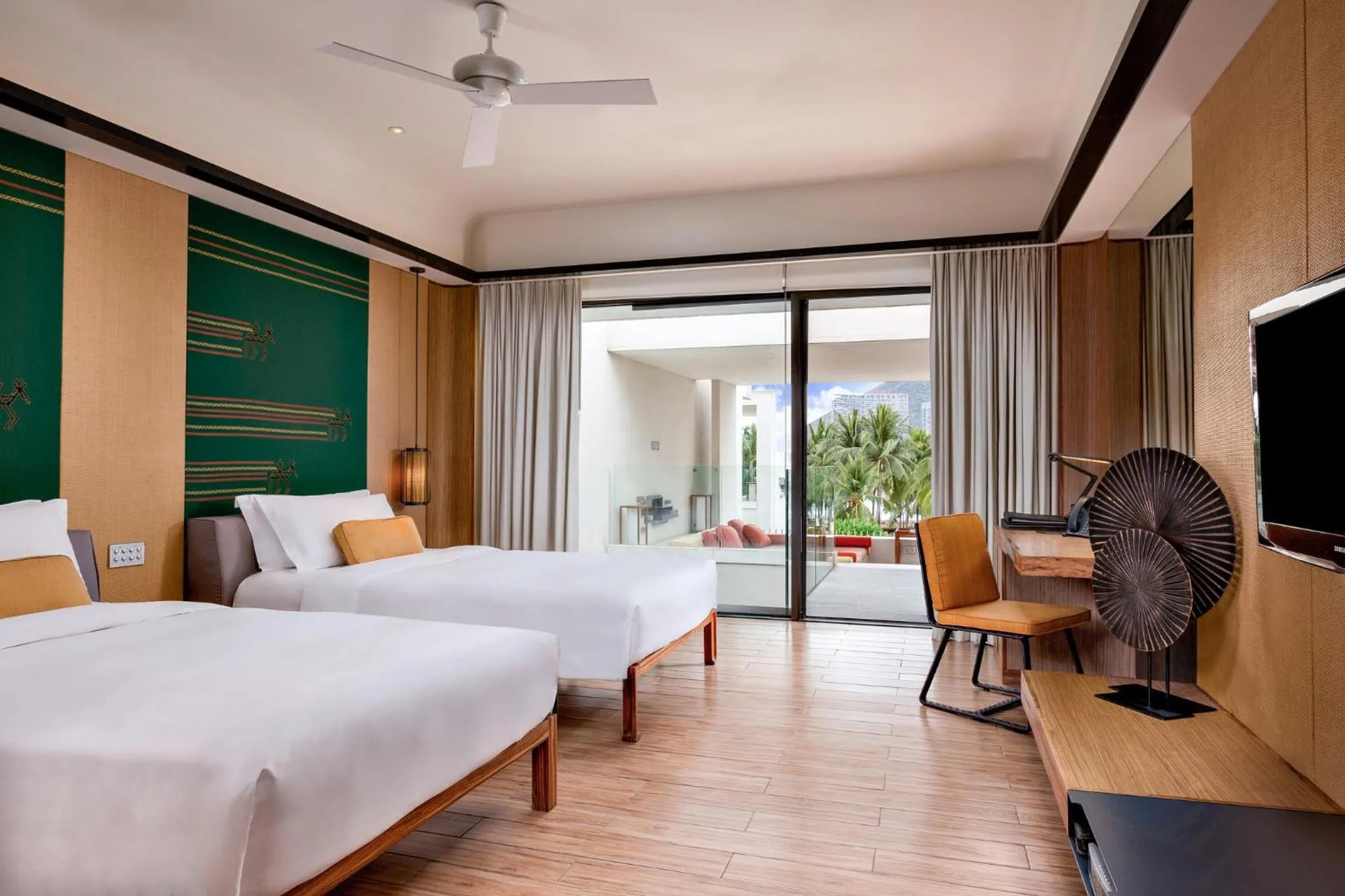 Photo of the whole room, Bed in InterContinental Sanya Resort by IHG