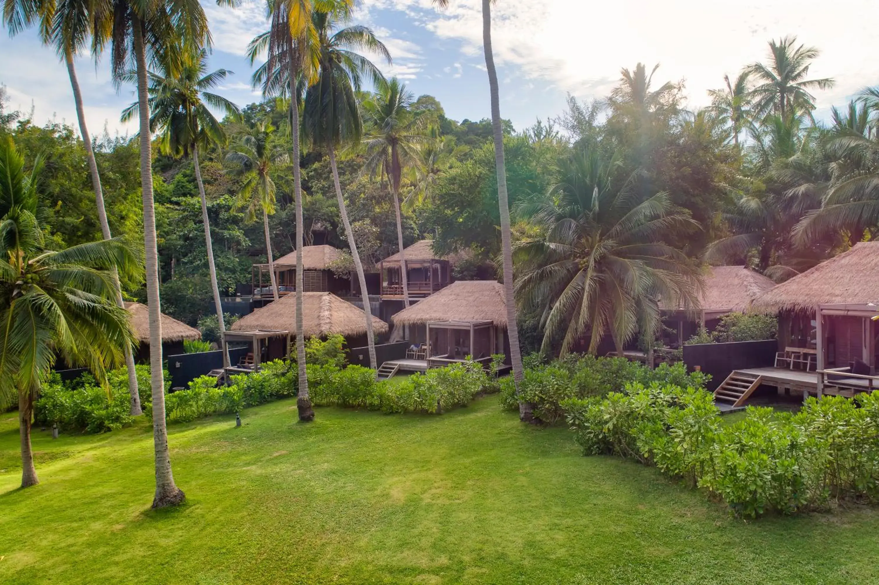 Garden view in Haadtien Beach Resort Garden view in Haadtien Beach Resort
