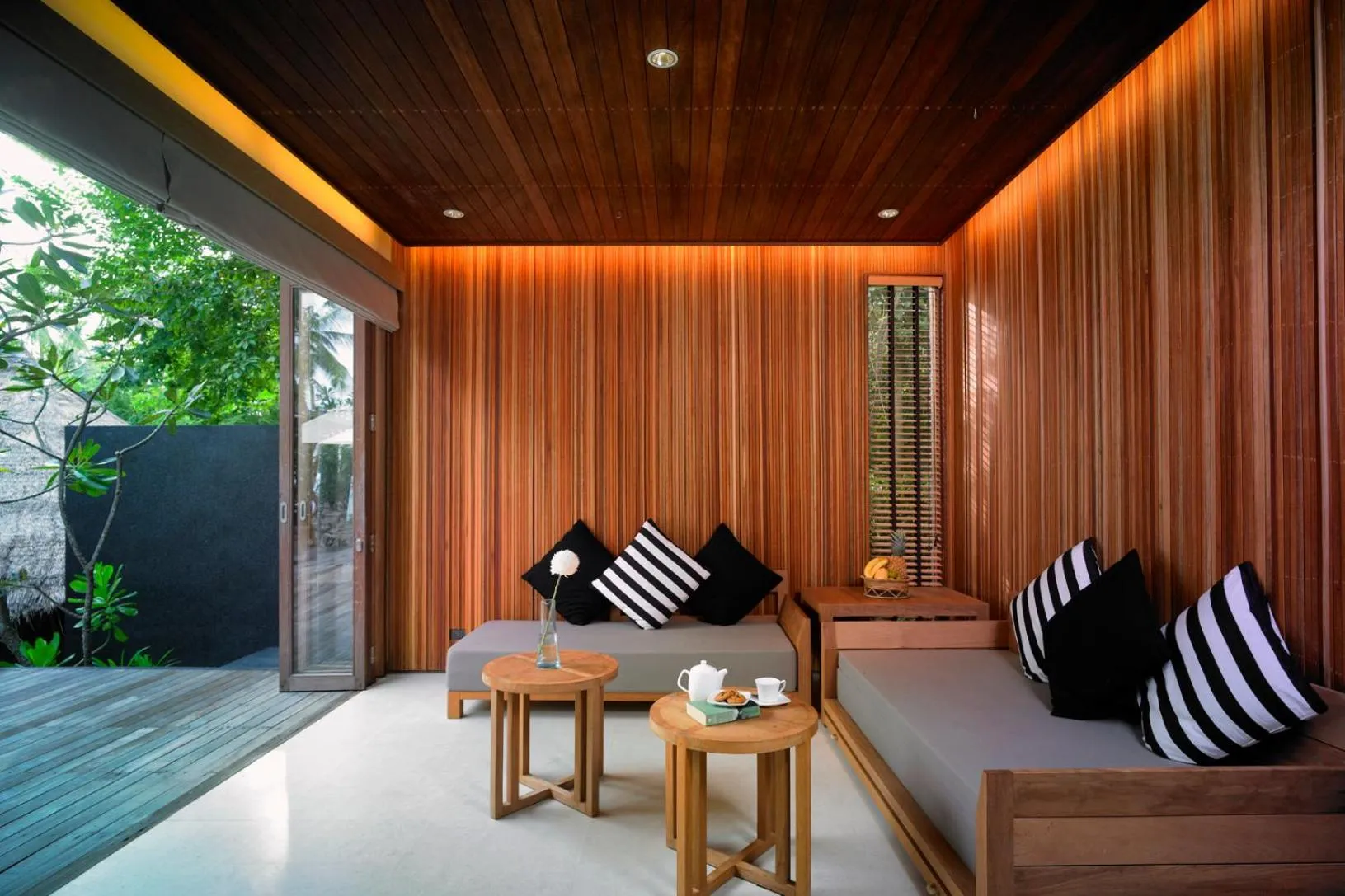 Living room in Haadtien Beach Resort