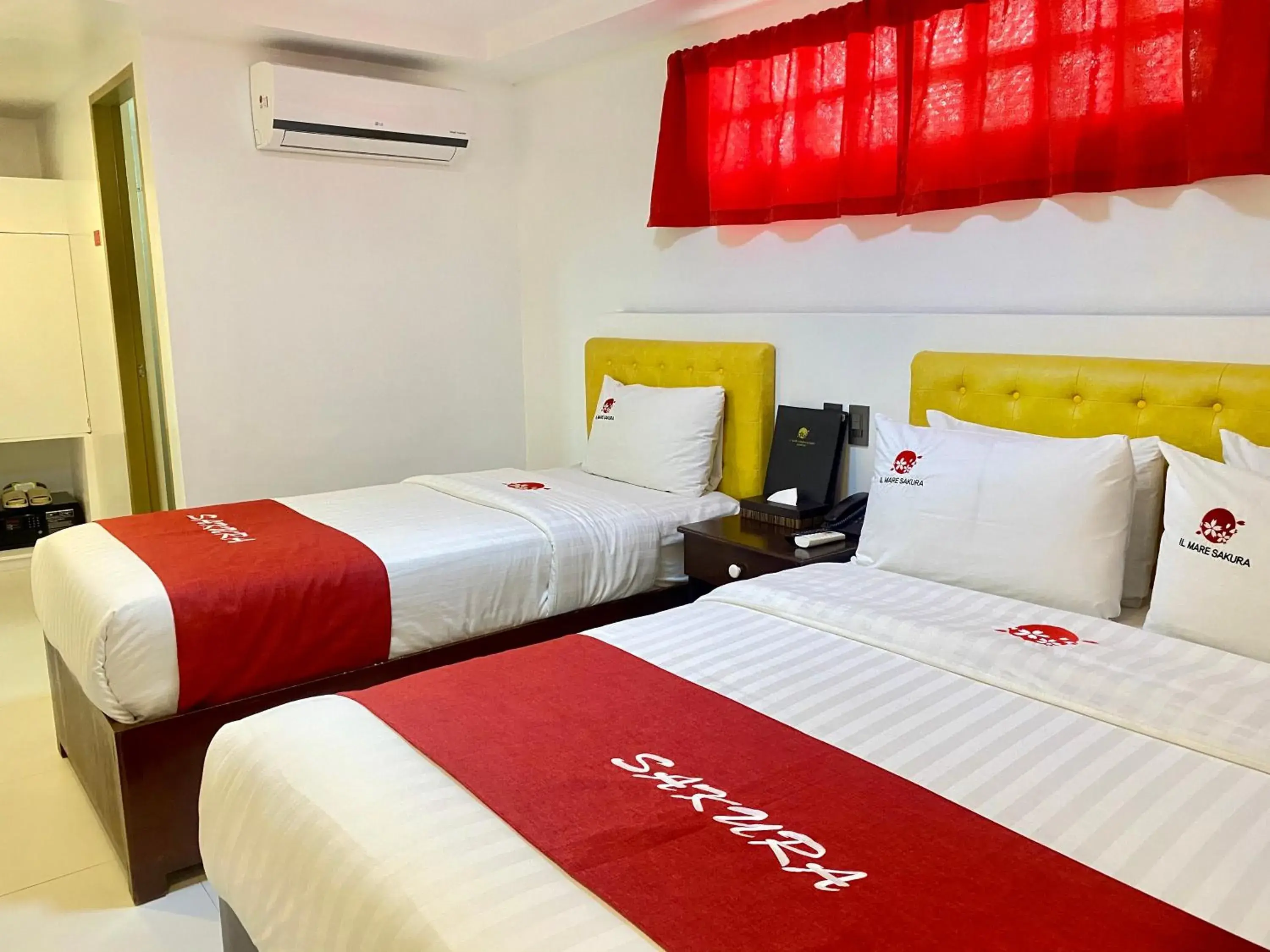 Bed in IL Mare Sakura Resort Boracay Bed in IL Mare Sakura Resort Boracay