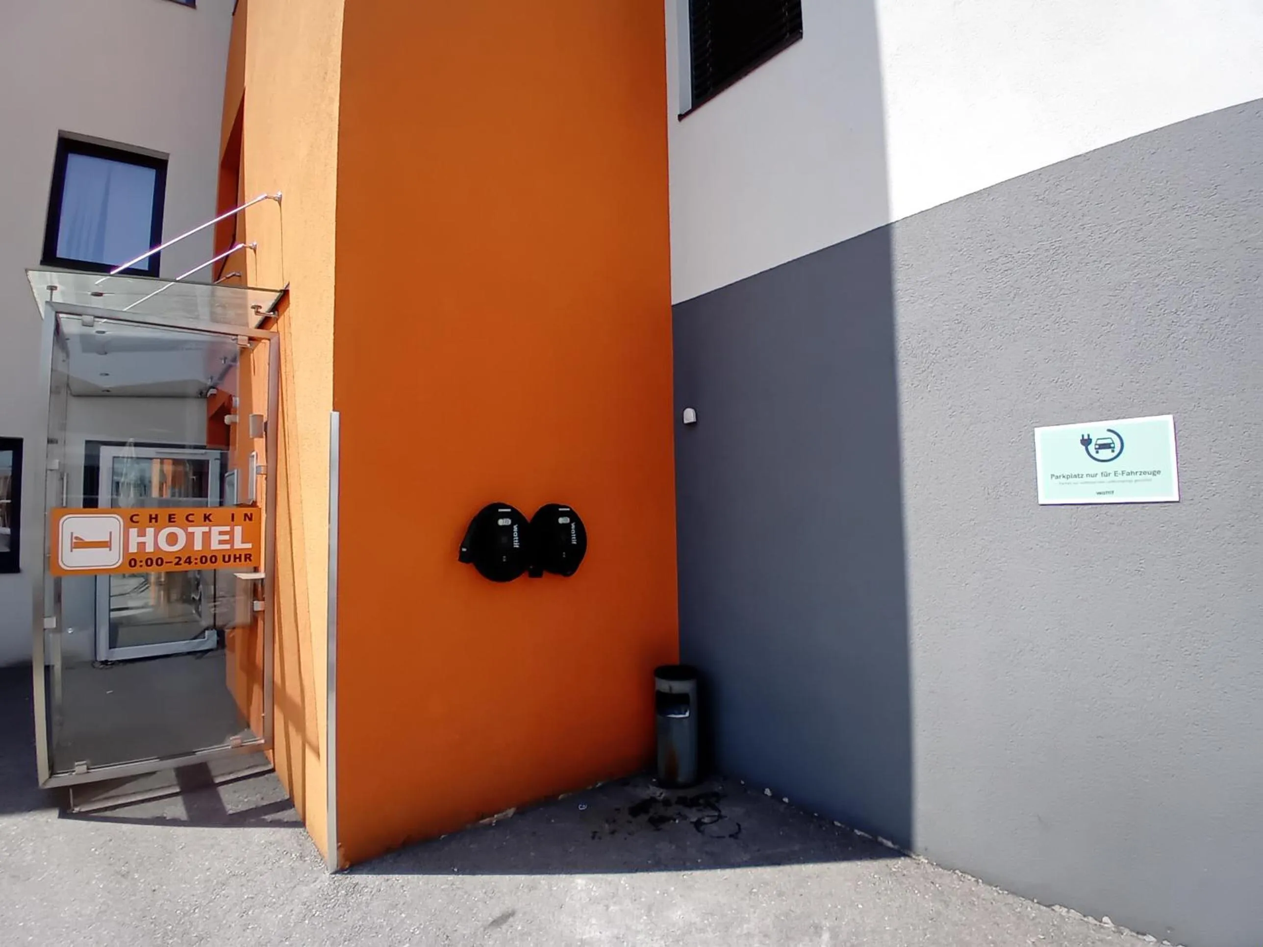 Property building in AIS Center