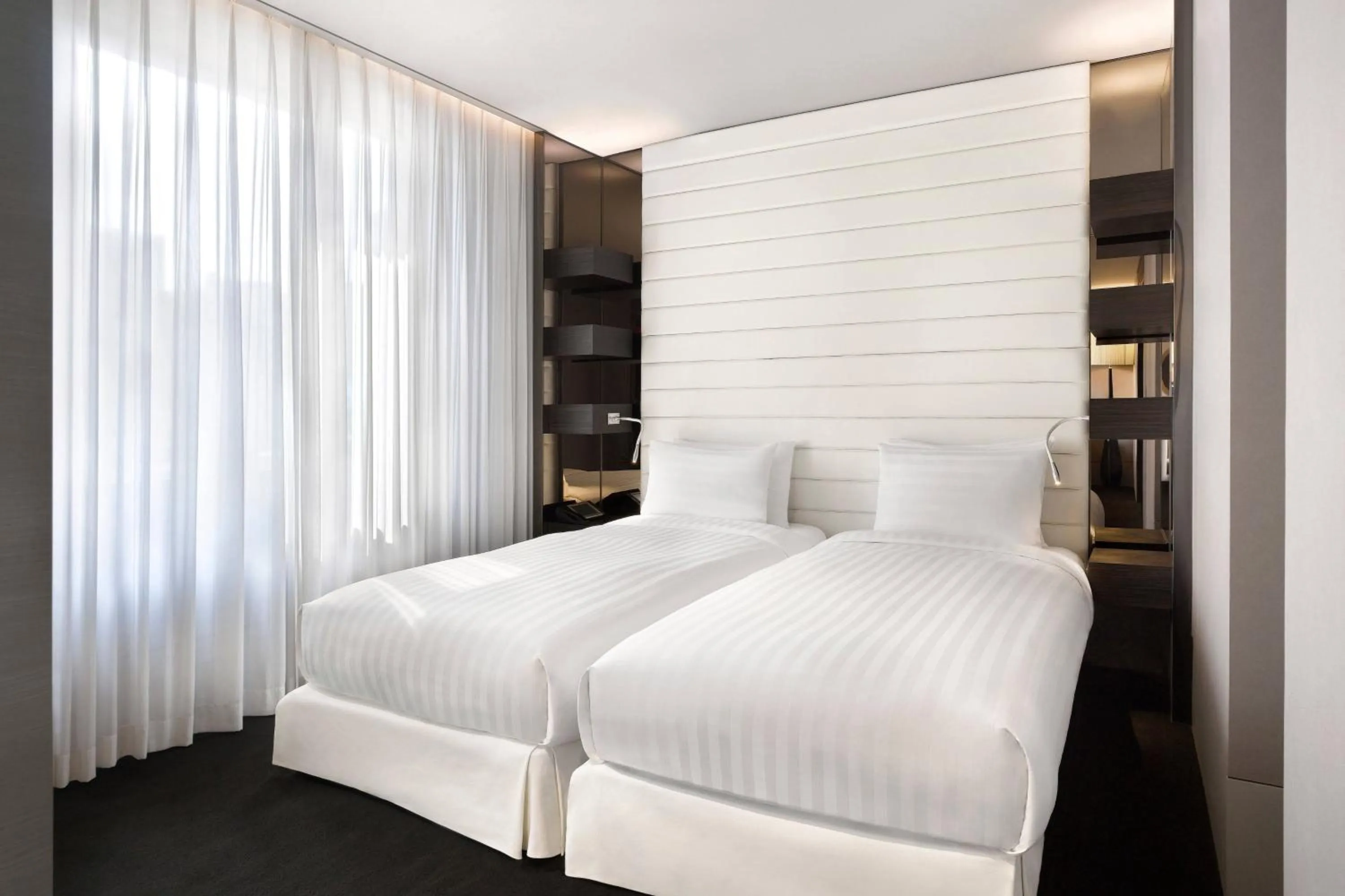 Photo of the whole room, Bed in THE PLAZA Seoul, Autograph Collection