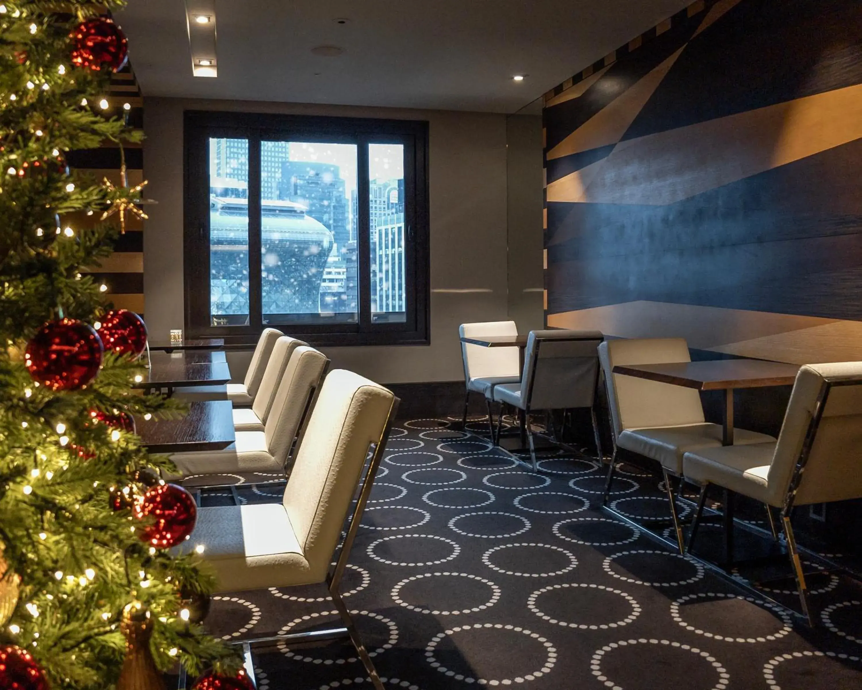 Club Deluxe Twin, Club lounge access, Guest room in THE PLAZA Seoul, Autograph Collection Club Deluxe Twin, Club lounge access, Guest room in THE PLAZA Seoul, Autograph Collection