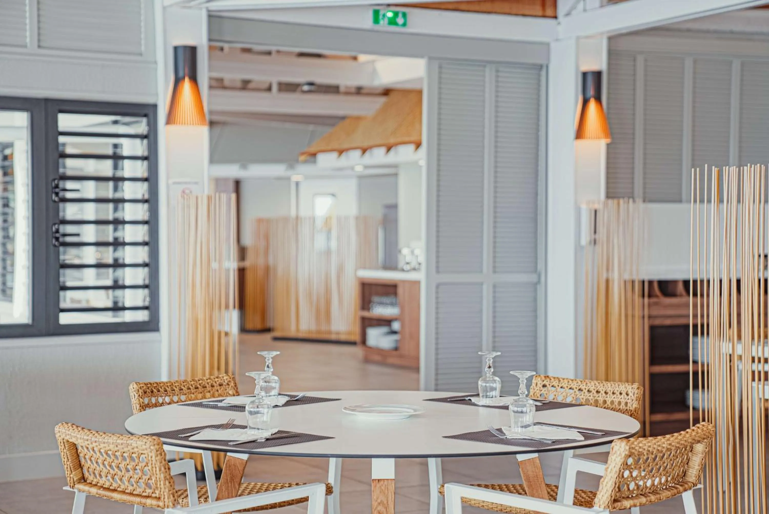 Restaurant/places to eat in DoubleTree by Hilton Noumea Ilot Maitre Resort