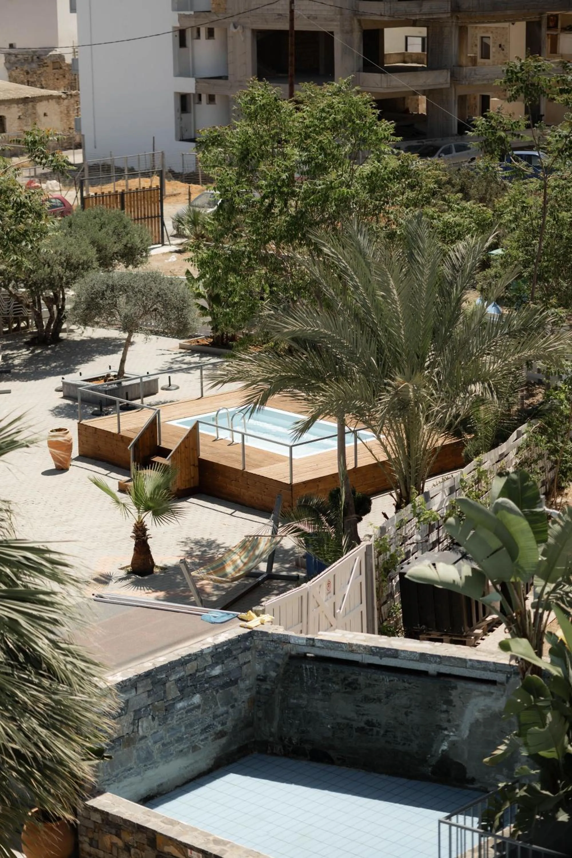 Swimming pool in Pollis Hotel